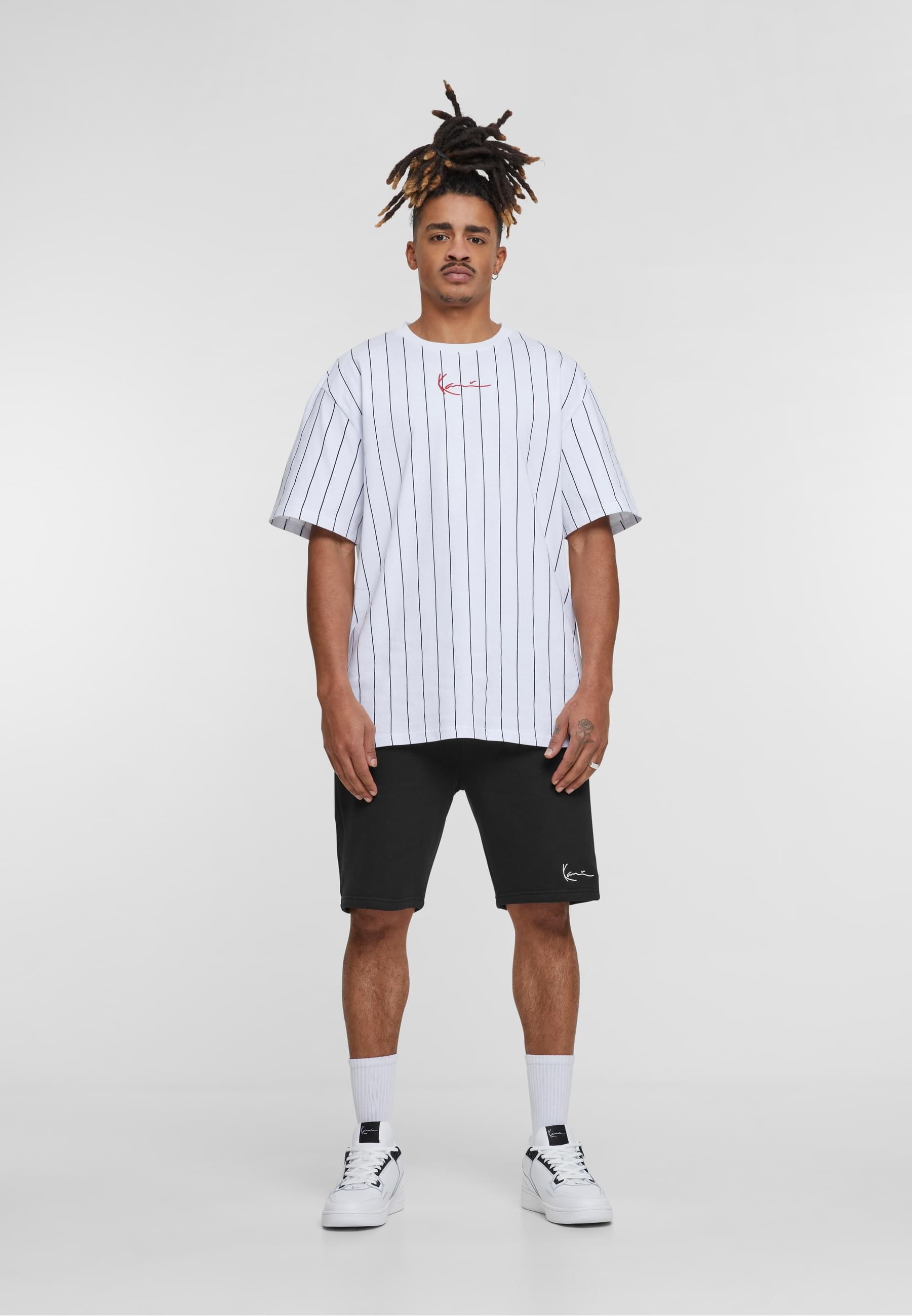 Karl Kani Stoffhose »Karl Kani Herren KKMQ22003BLK SIGNATURE SHORTS BLK«