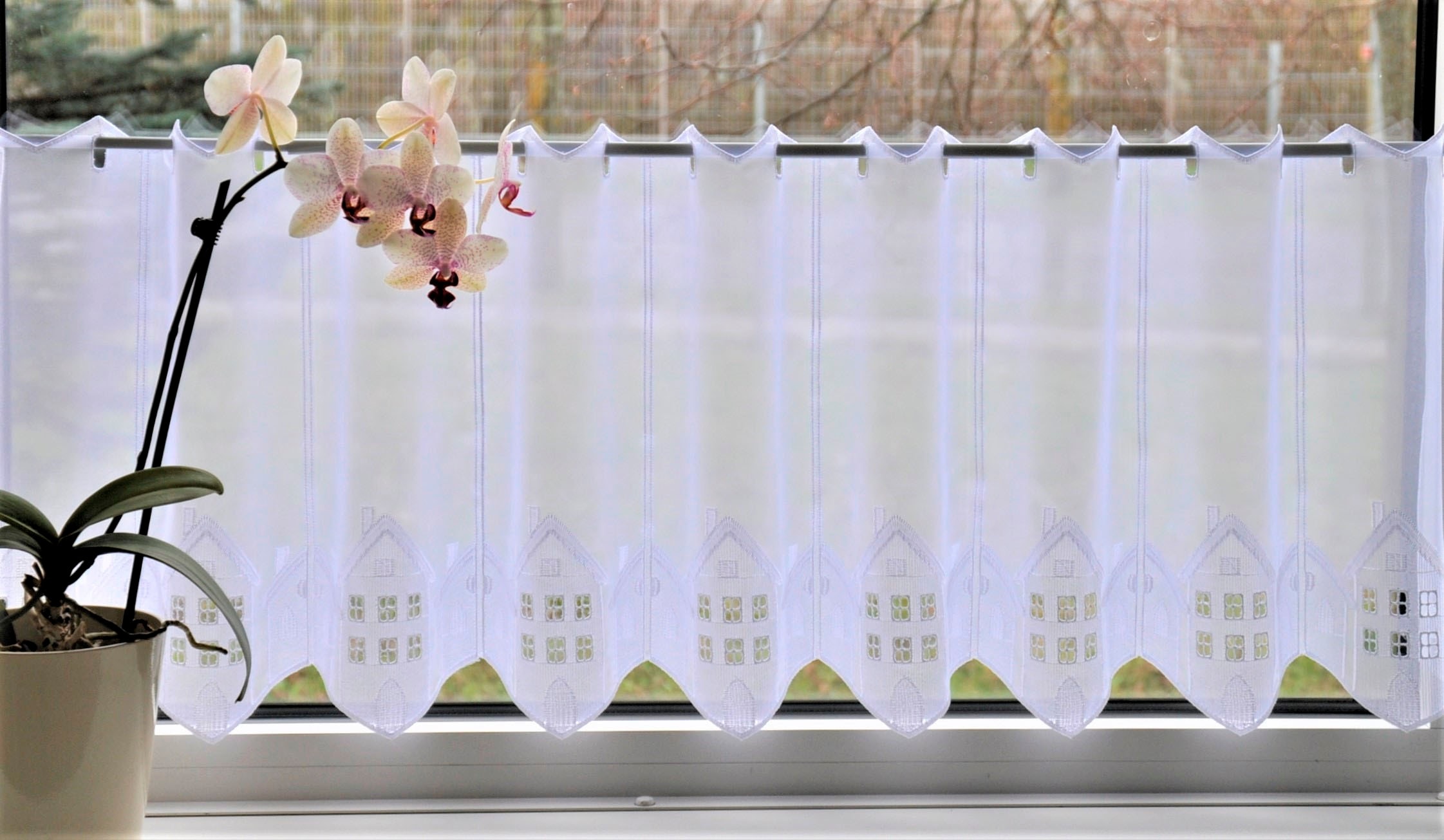 Stickereien Plauen Scheibengardine »Häuser« Stangendurchzug 1 Stk. tlg. günstig online kaufen