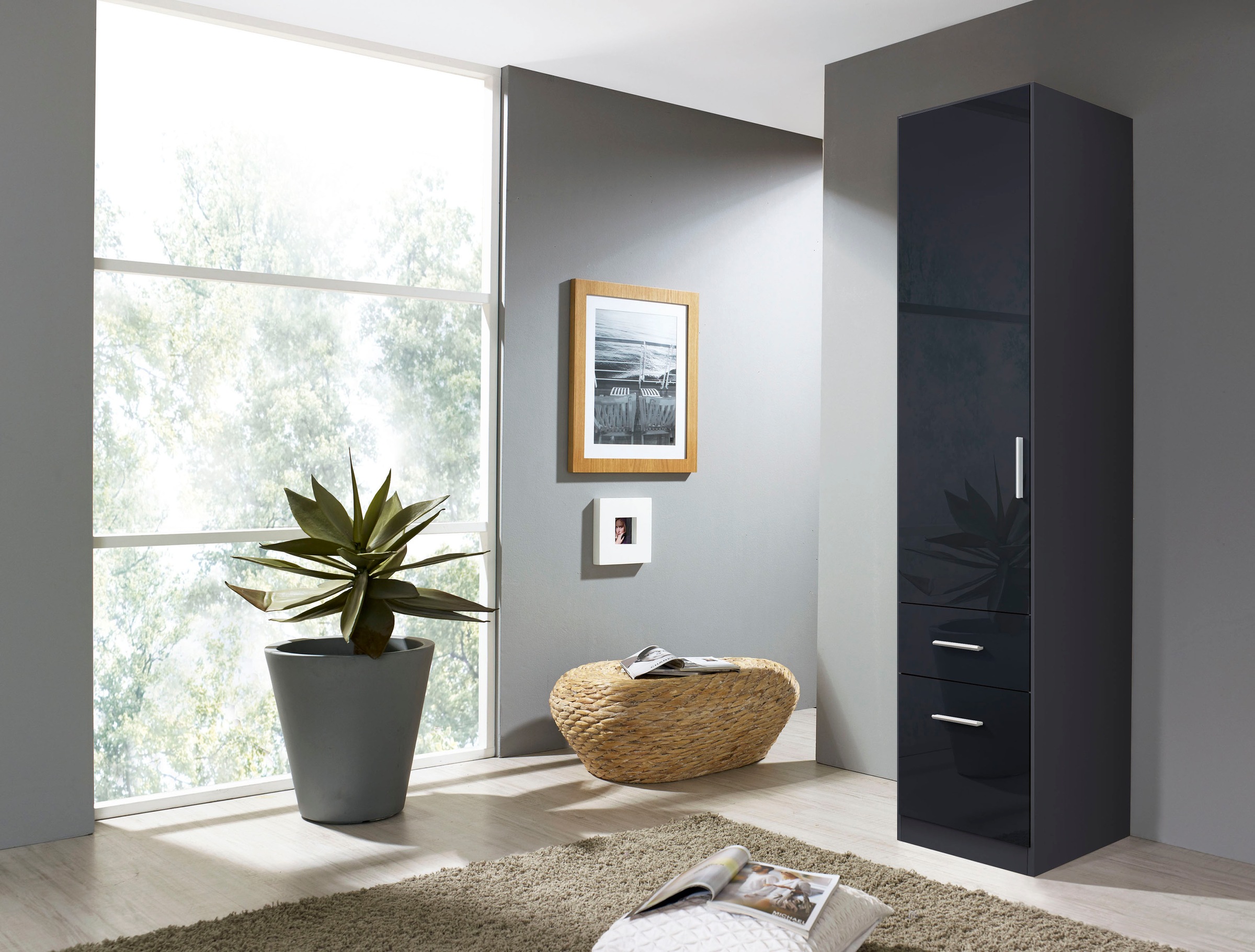 rauch Drehtürenschrank »Kleiderschrank Schrank Garderobe Schlafzimmerschrank CELLE«, in 4 Breiten und 2 Höhen, optional mit Schubkästen MADE IN GERMANY