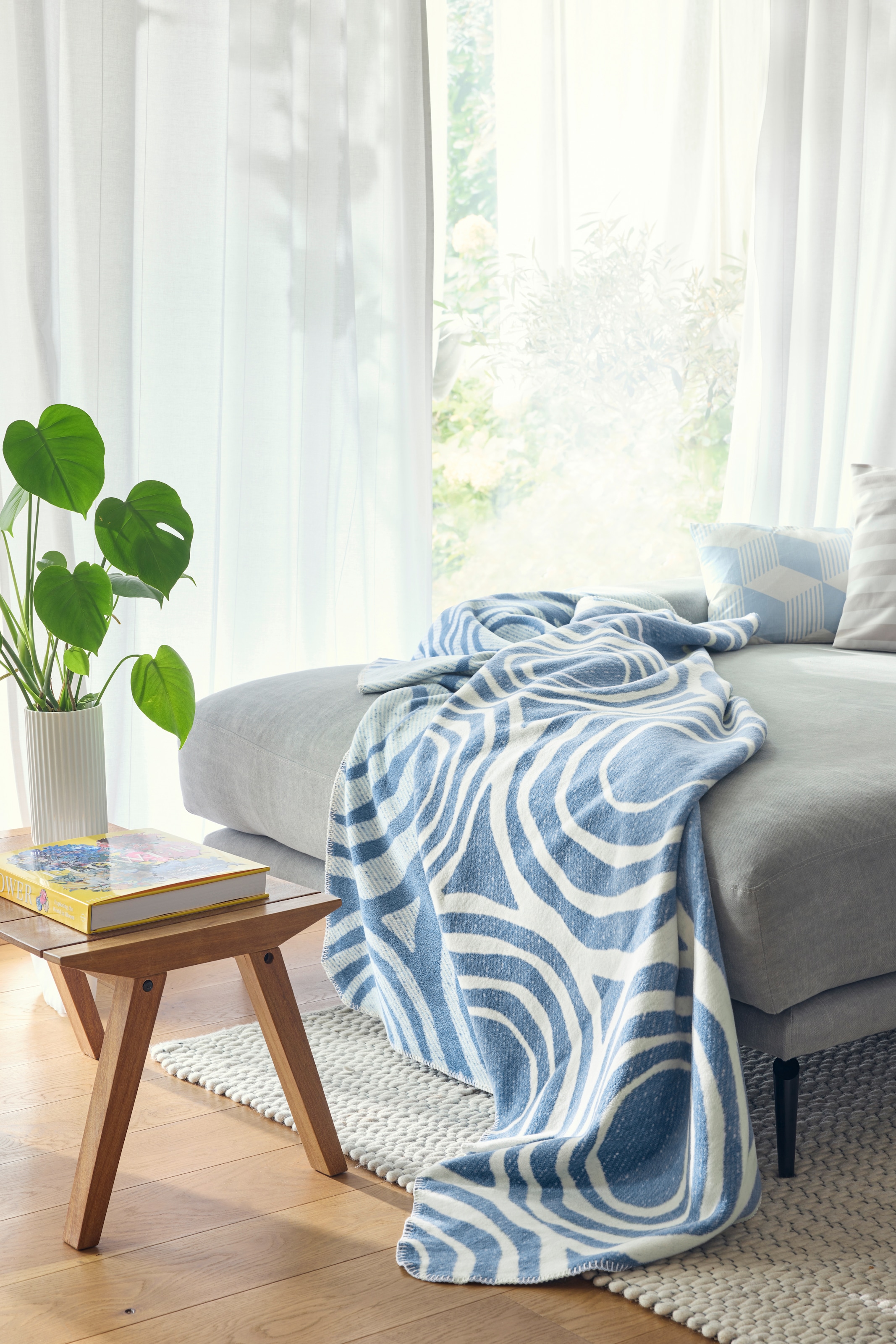 IBENA Wohndecke »Asmara« im organischen Design