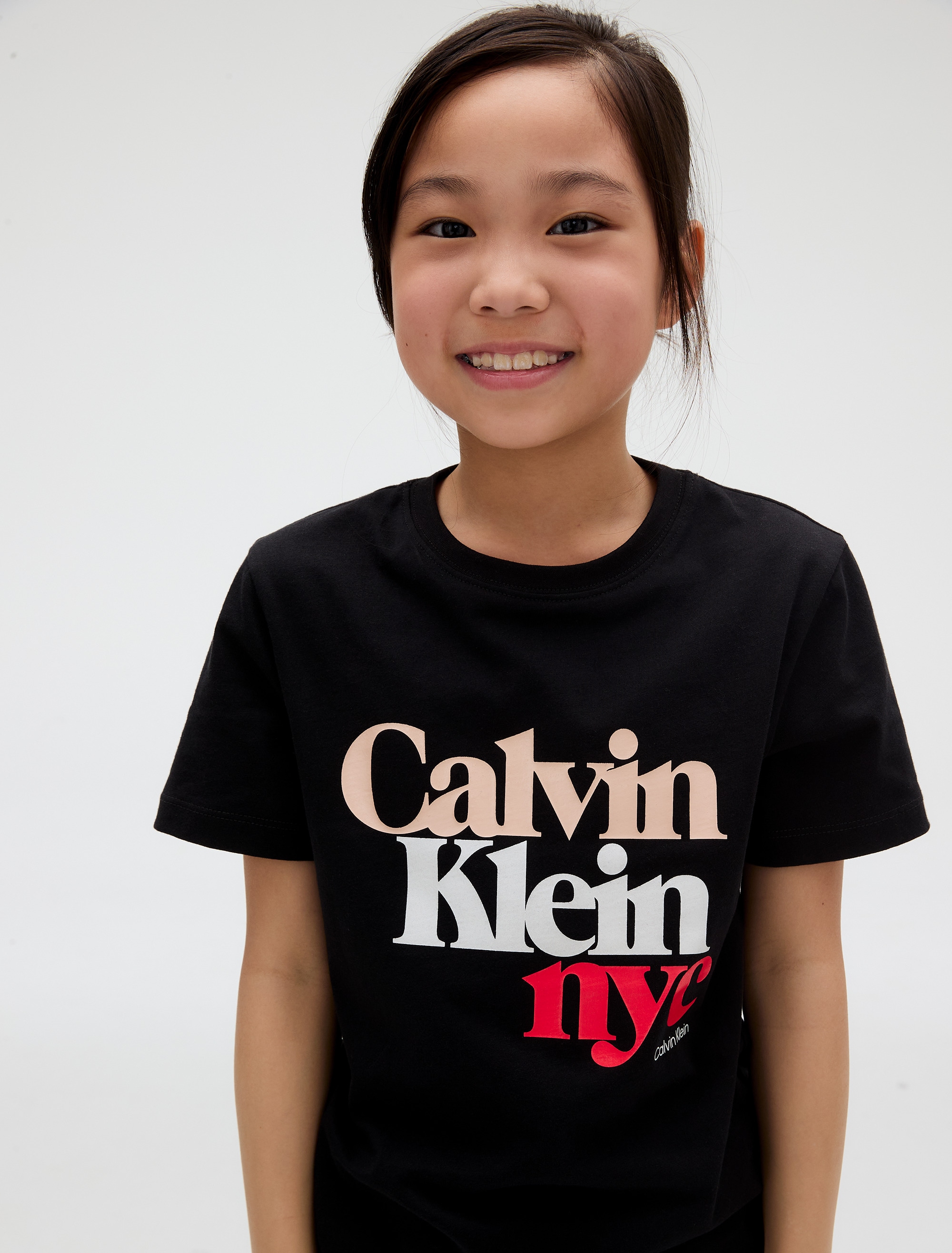 Calvin Klein Jeans T-Shirt »PEARL SIGNATURE NYC REGULAR TEE«, für Kinder bis 16 Jahre, mit großem Druck