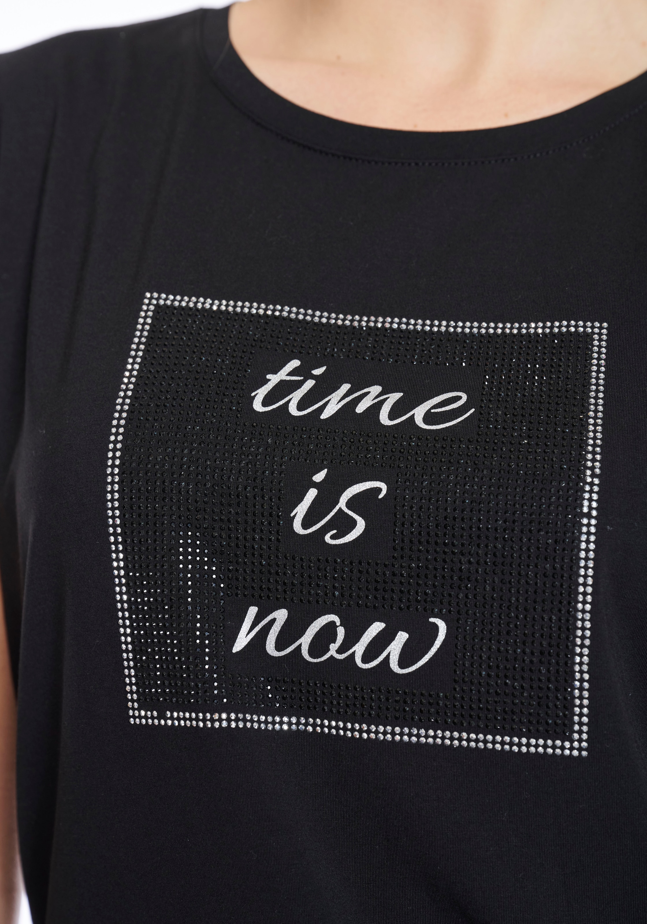 ZABAIONE T-Shirt »Au44tumn« mit Glitzernieten