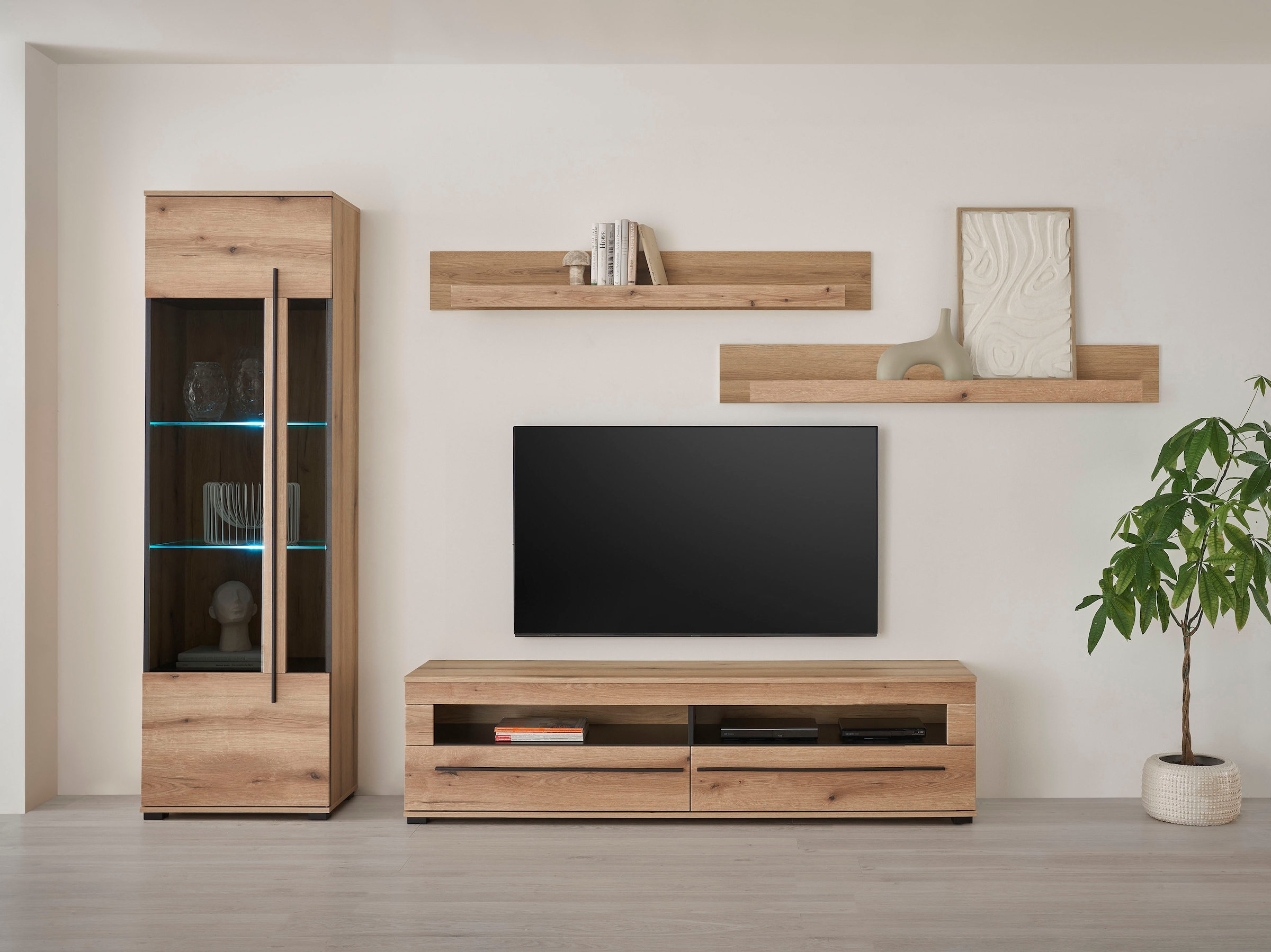 INOSIGN Wohnwand »Cantara, moderne Anbauwand, Wohnzimmer-Set, in Eiche Evoke oder Weiß«, (Set), enthält eine Vitrine, ein Lowboard und zwei Wandboards