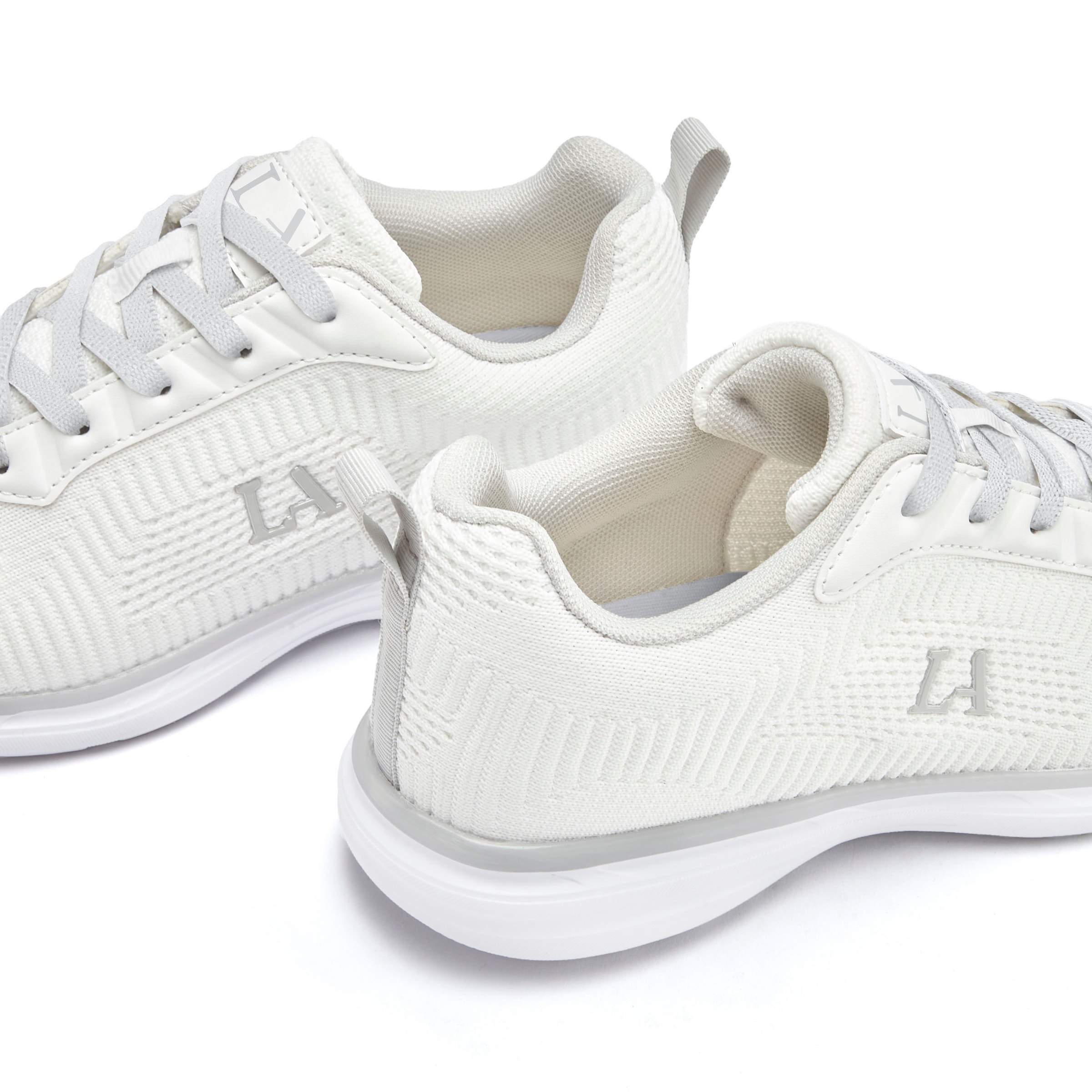 LASCANA Sneaker, Freizeitschuh, Halbschuh im sportiven Look VEGAN