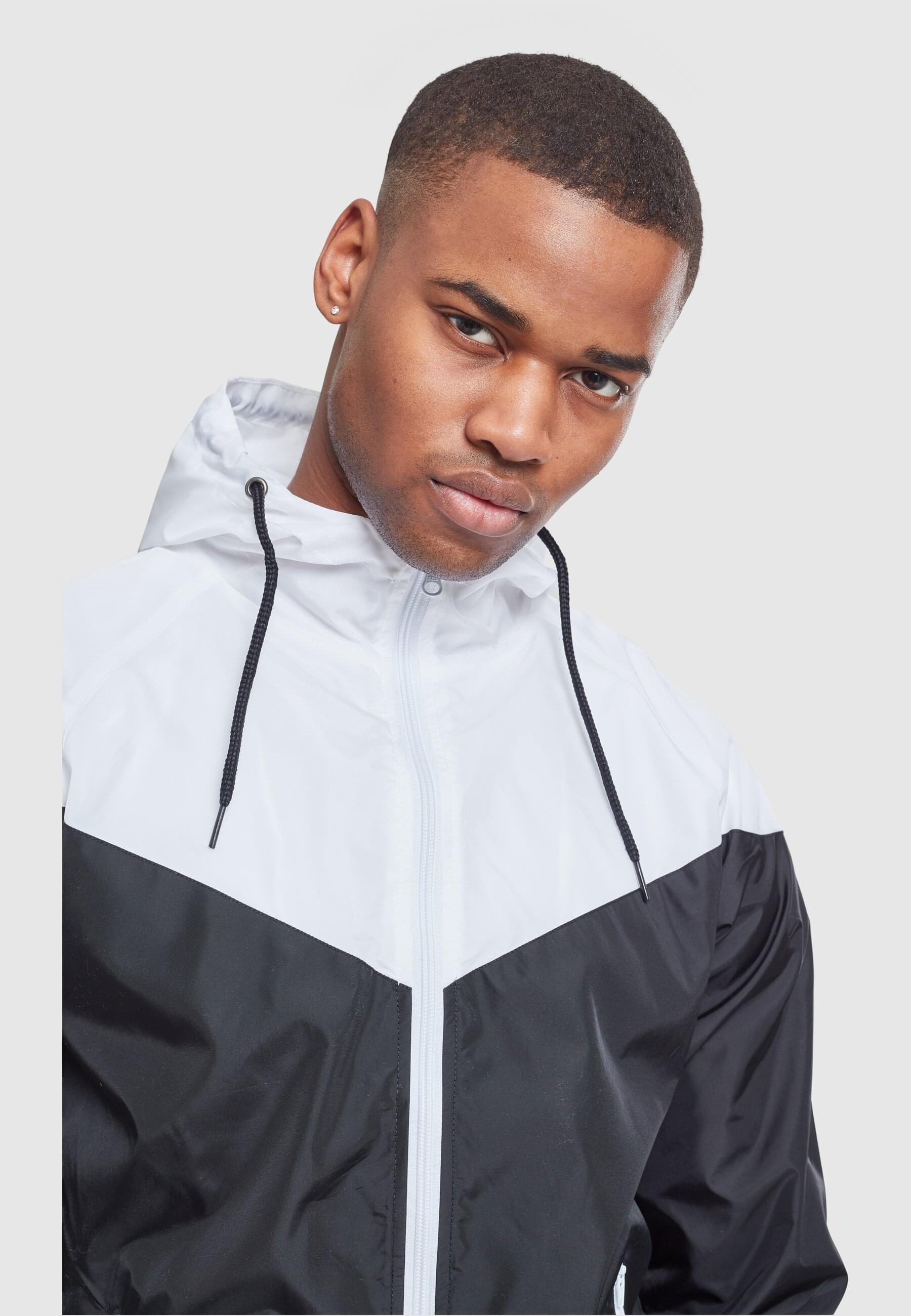 URBAN CLASSICS Windbreaker »Urban Classics Herren Arrow Windrunner« 1 Stk. tlg. mit Kapuze