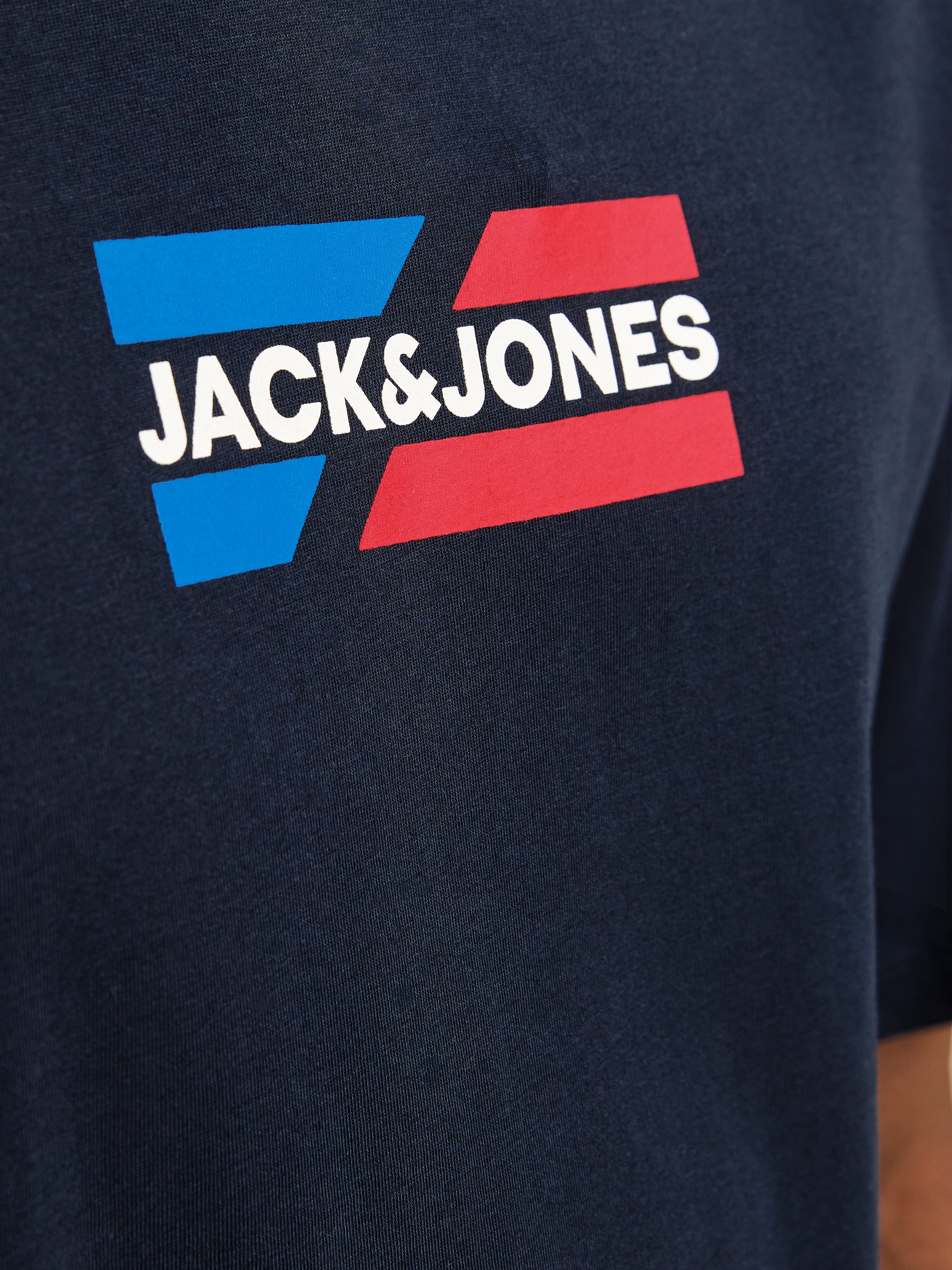 Jack & Jones Rundhalsshirt »JJECORP GRAPHIC TEE  SS O-NECK NOOS« mit Logo Print