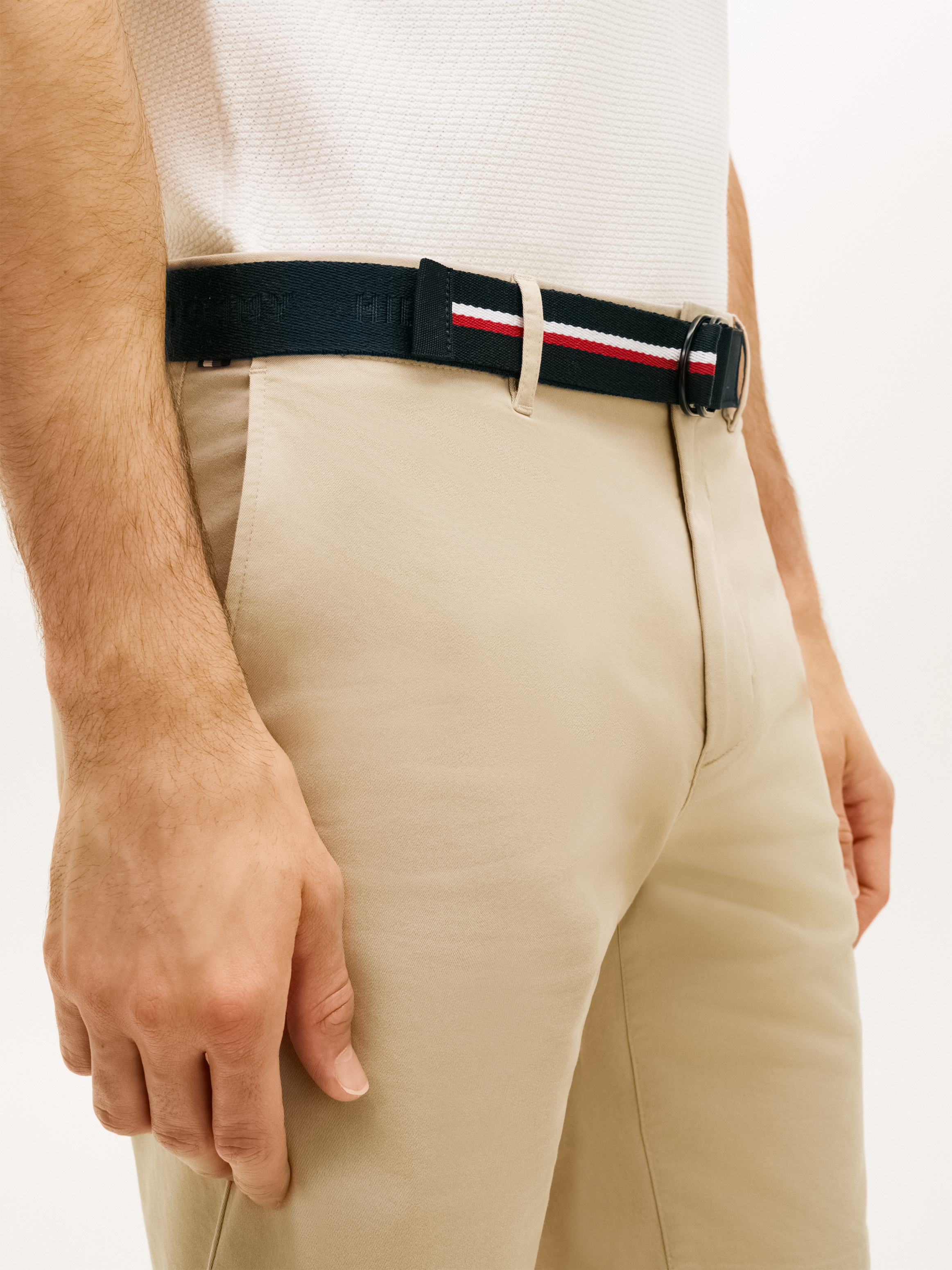 Tommy Hilfiger Shorts »DENTON 9.5 INC ESS TWILL W/ BELT«  mit abnehmbaren Gürtel, slim fit
