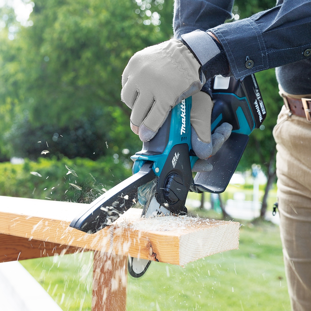 Makita Akku-Säge »Astsäge DUC101RF01«, (Set), mit Akku und Ladegerät, 18V, 10 cm, 8 m/s