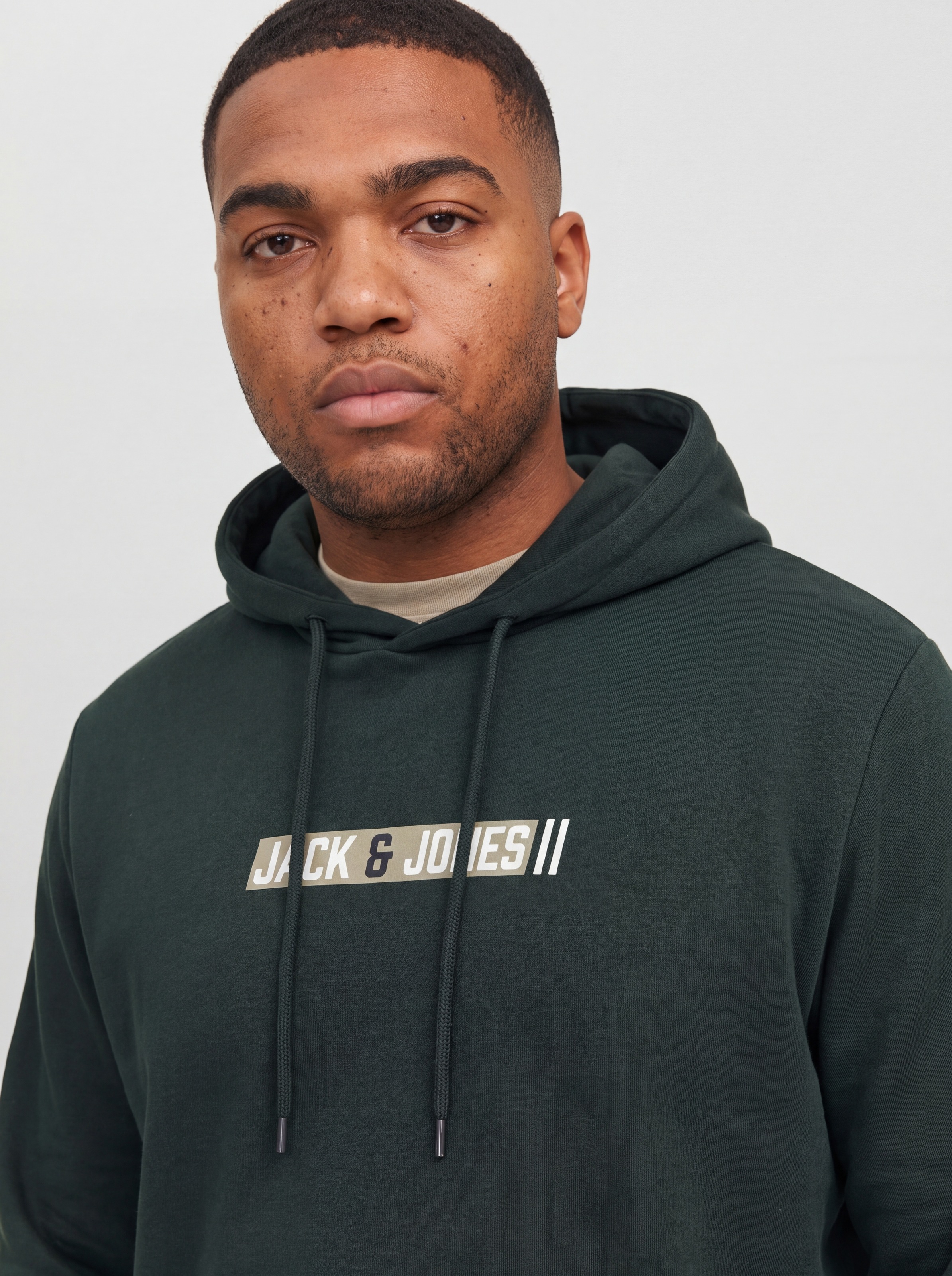 Jack & Jones PlusSize Kapuzensweatshirt »JJMUNK SWEAT HOOD PLS«, Materialmix, normal geschnitten
