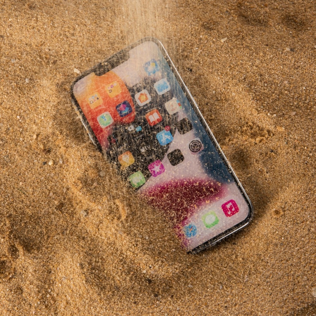Hama Displayschutzglas »Schutzglas-Set für iPhone 14 Pro«, 3x Displayschutz, 1x Kameraschutz