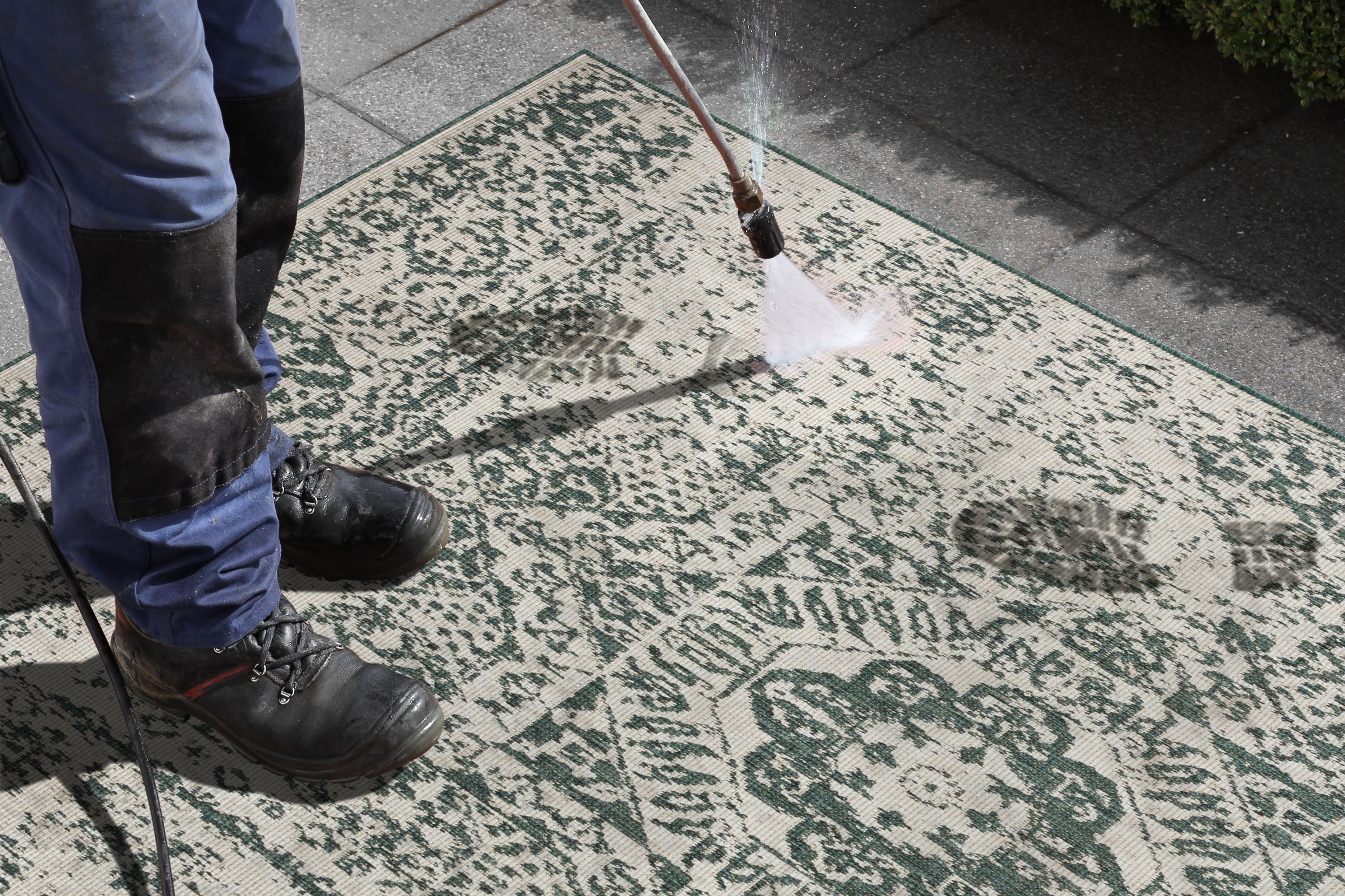 NORTHRUGS Teppich »Danao«, rechteckig, 5 mm Höhe, In-und Outdoor geeignet, Robust, Pflegeleicht, Flachgewebe, Wendbar