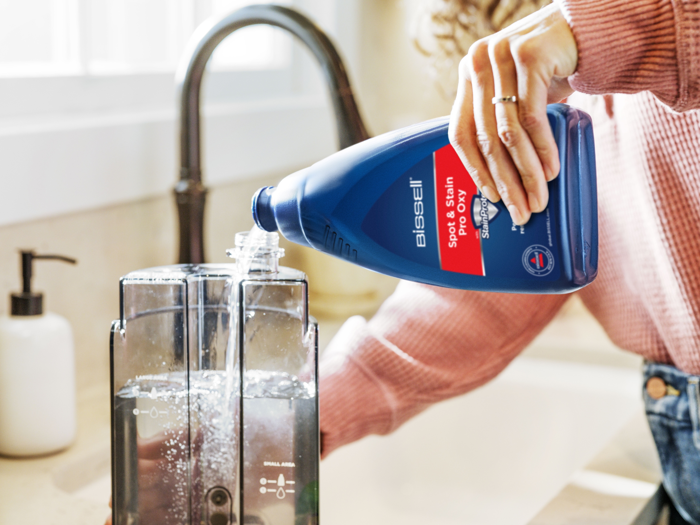 Bissell Wasch-Sauger »3928N, SpotClean C5 Select, leistungsstark, klein, Dual-Tank«, >15kPa, Selbstreingung, reinigt Flecken auf Teppich, Polster, Autositz