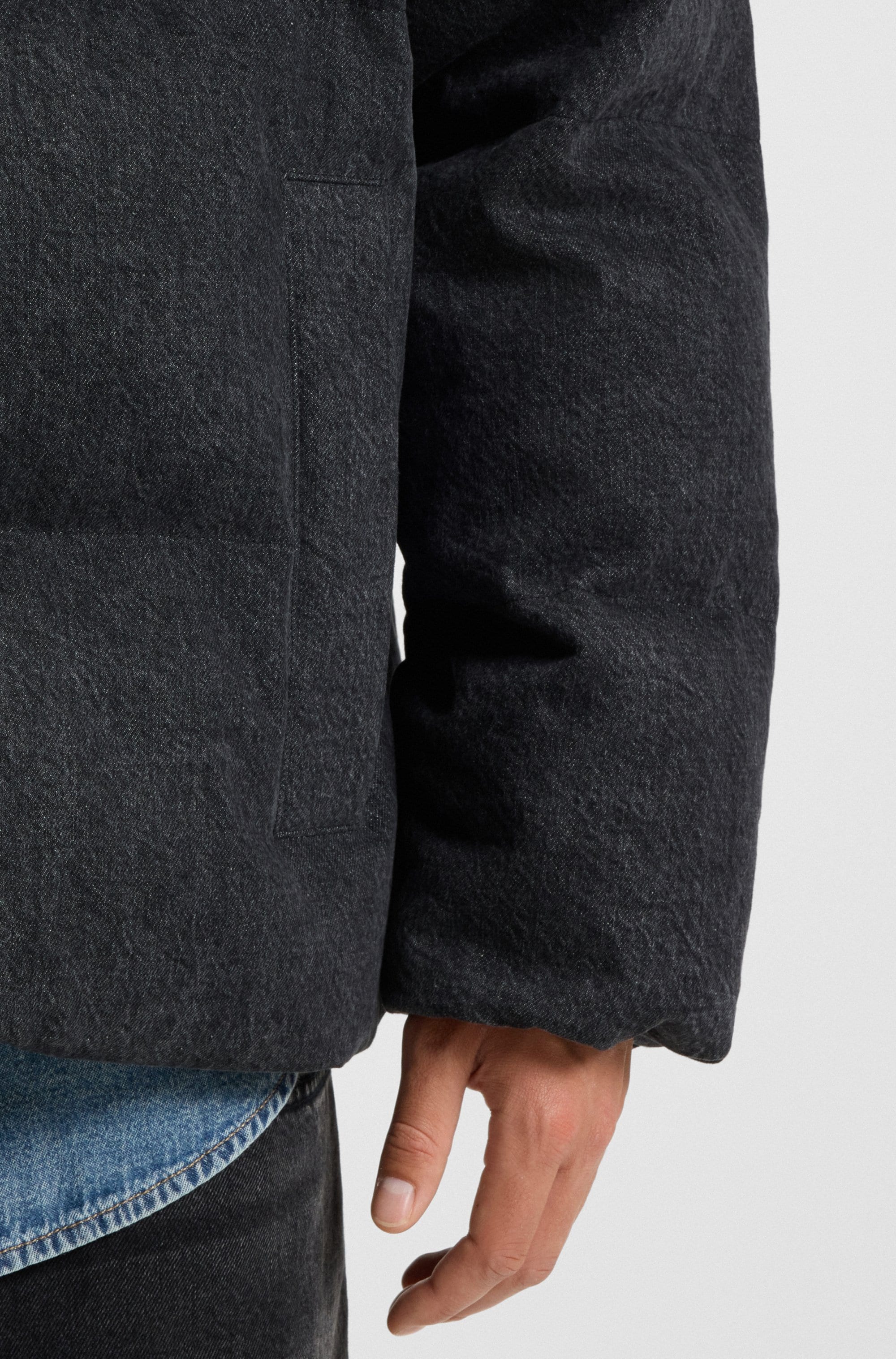 HUGO Blue Jeansjacke »Bowan« mit Kapuze kontrastfarbige Kapuze, lockere Passform, Denim mit Vintage-Waschung