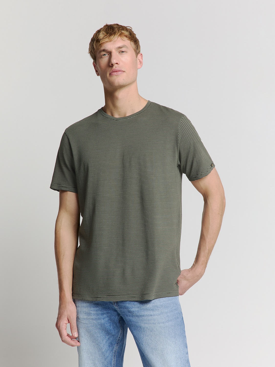 No Excess T-Shirt »No Excess Crewneck T-Shirt«