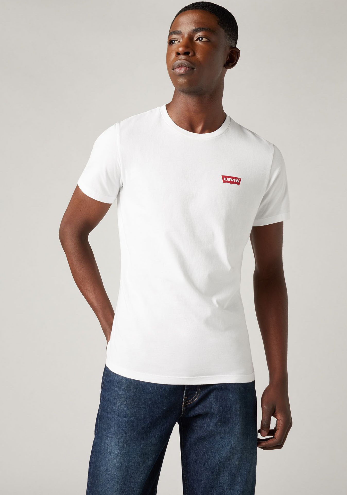 Levi's® Kurzarmshirt mit Levi's® Logo auf der Brust