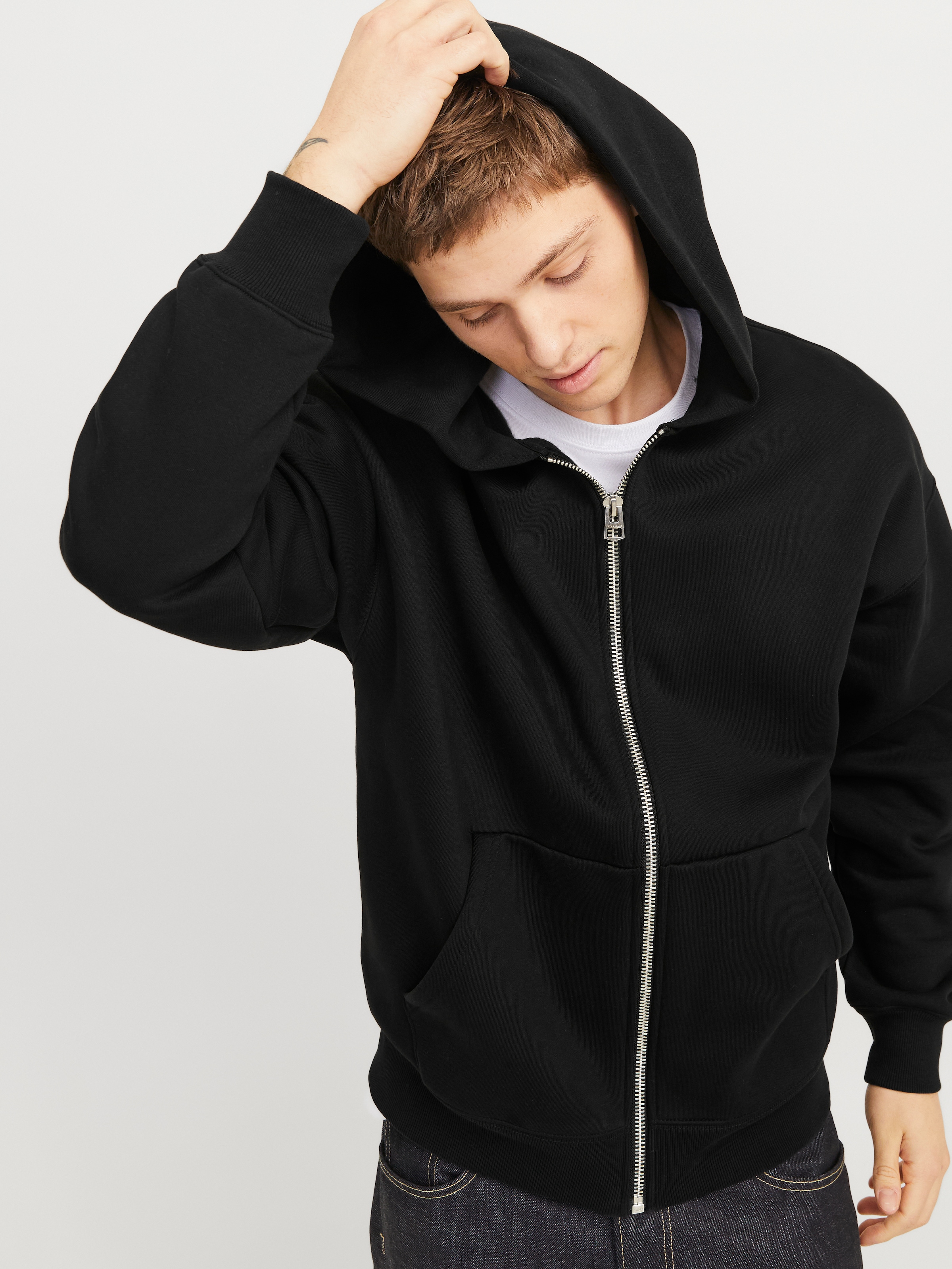 Jack & Jones Kapuzensweatjacke »JJEURBAN EDGE SWEAT ZIP HOOD NOOS« mit Rippbündchen