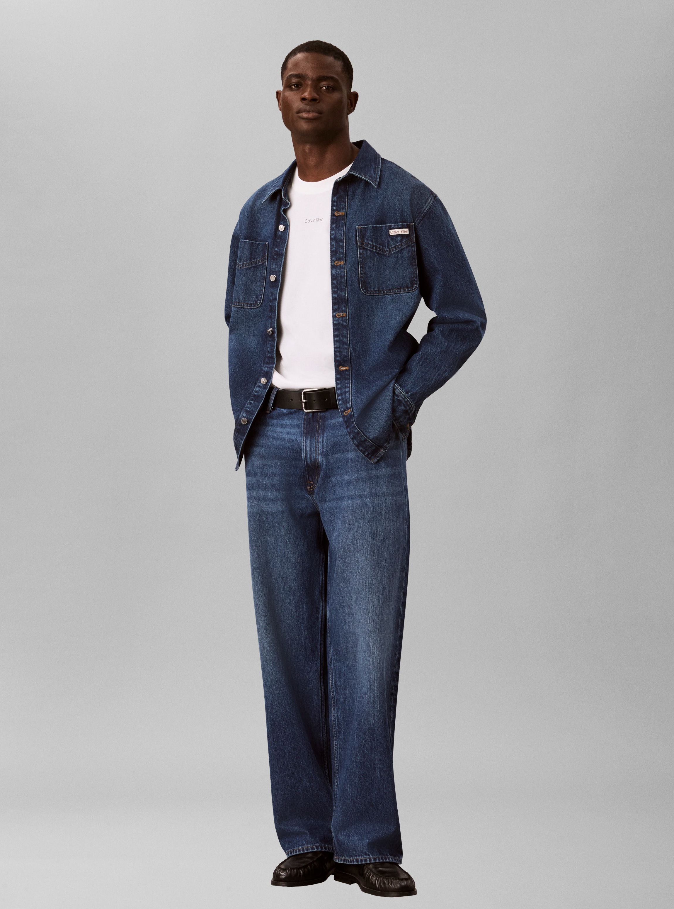 Calvin Klein Jeans Langarmshirt »EASY 20S RETRO CALVIN BACK« Regular fit mit Markenprint