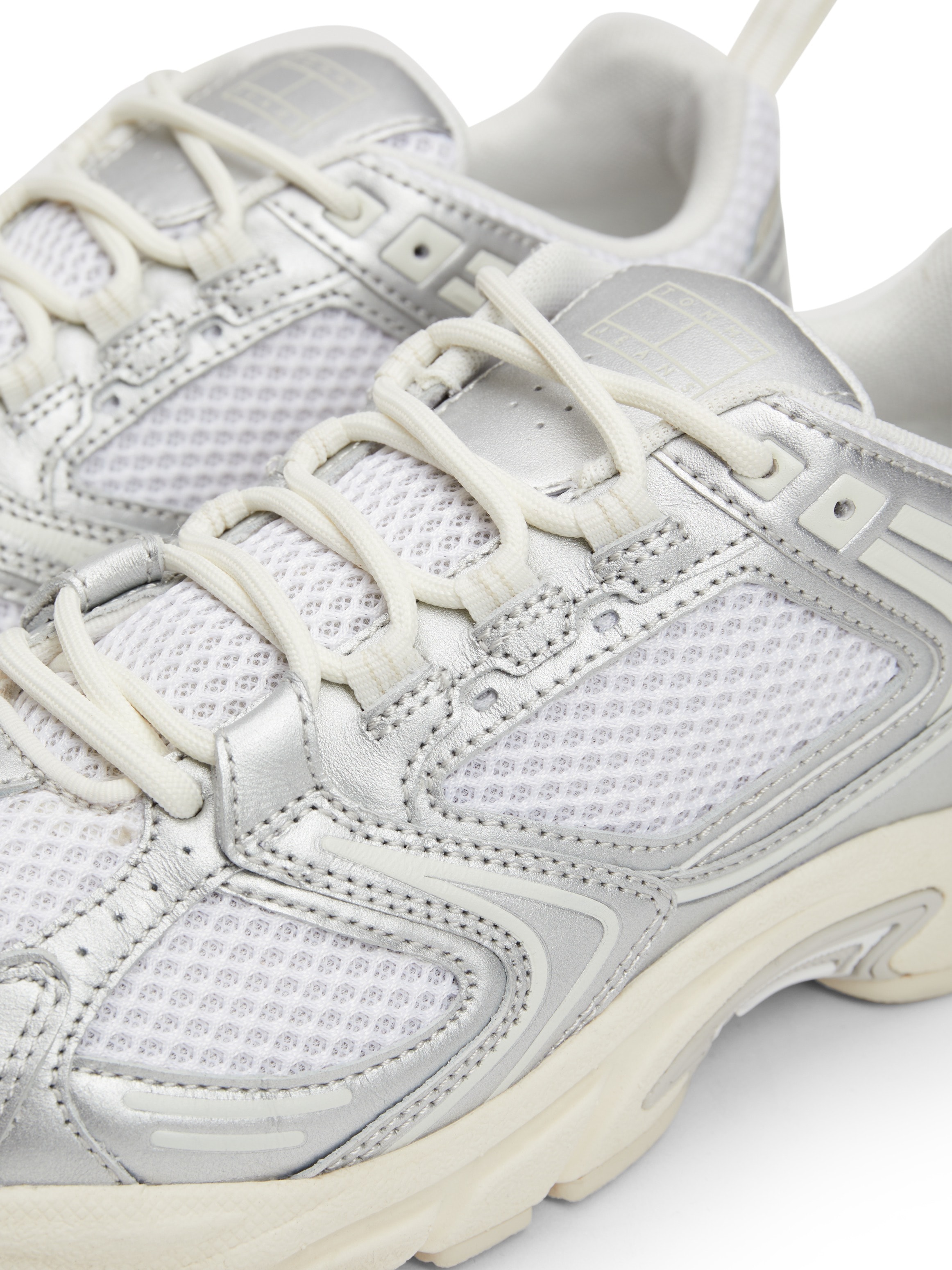 Tommy Jeans Keilsneaker »TJW ARCHIVE RETRO RUNNER«, Freizeitschuh, Halbschuh, Schnürschuh, Ugly-Sneaker, Kontrastbesatz