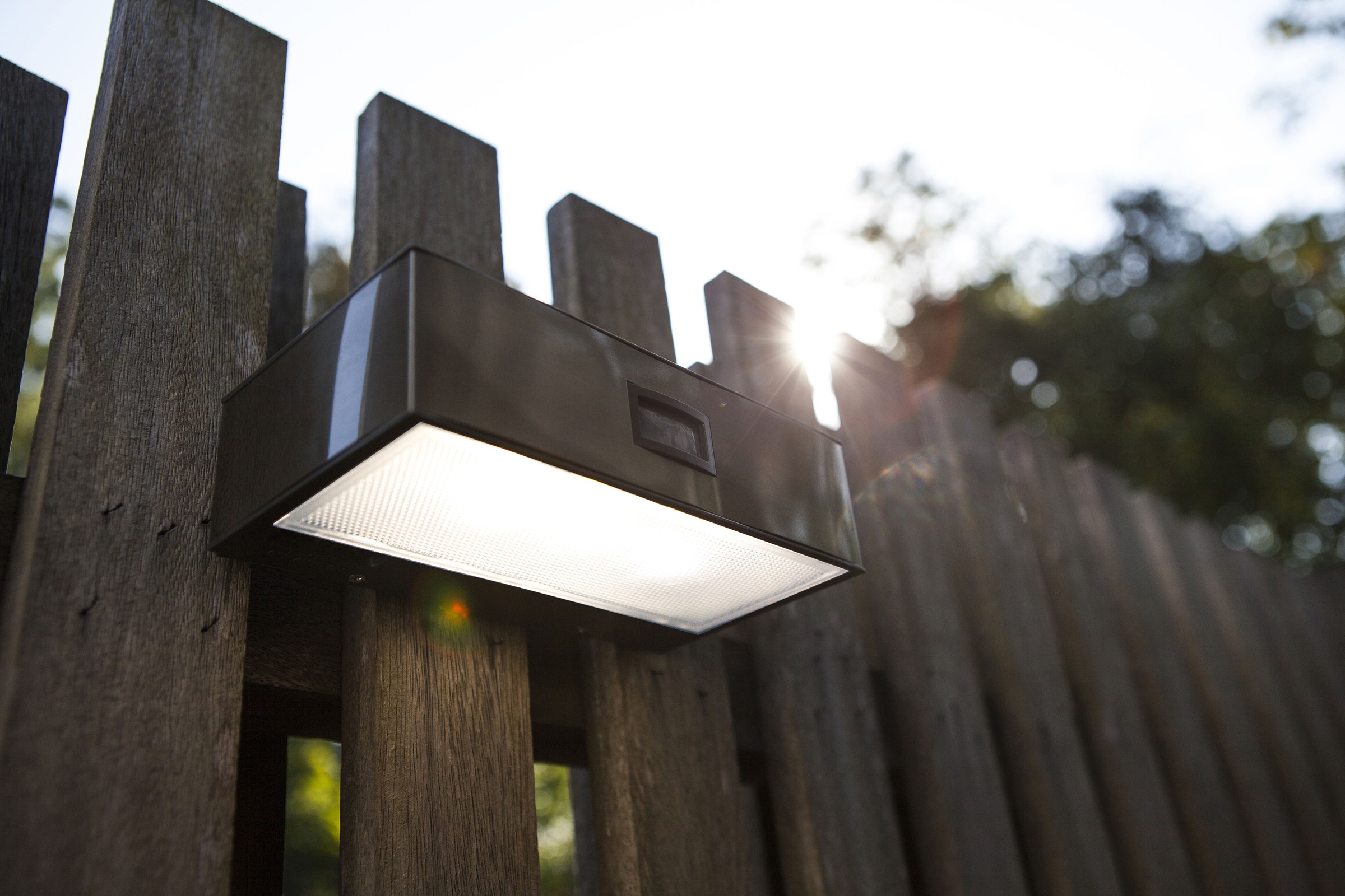LUTEC LED Außen-Wandleuchte »BRICK«, Leuchtmittel LED-Modul | LED fest integriert, Solarleuchte, Bewegungsmelder