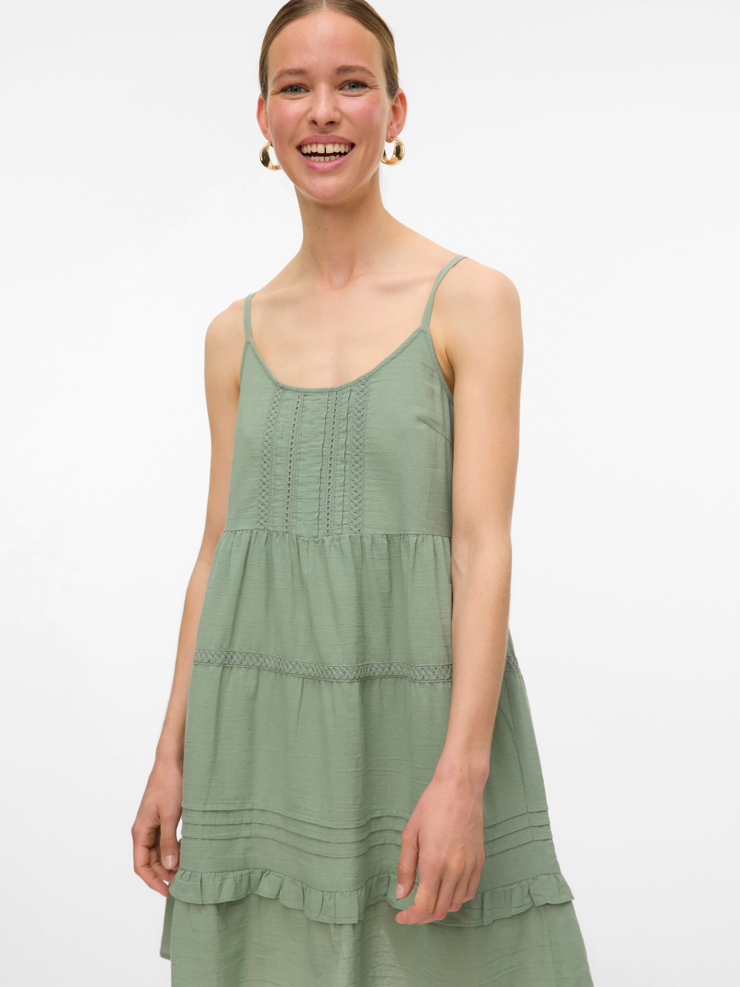 Vero Moda Trägerkleid »VMPRETTY SHORT SINGLET DRESS WVN GA NOOS«, Sommerkleid