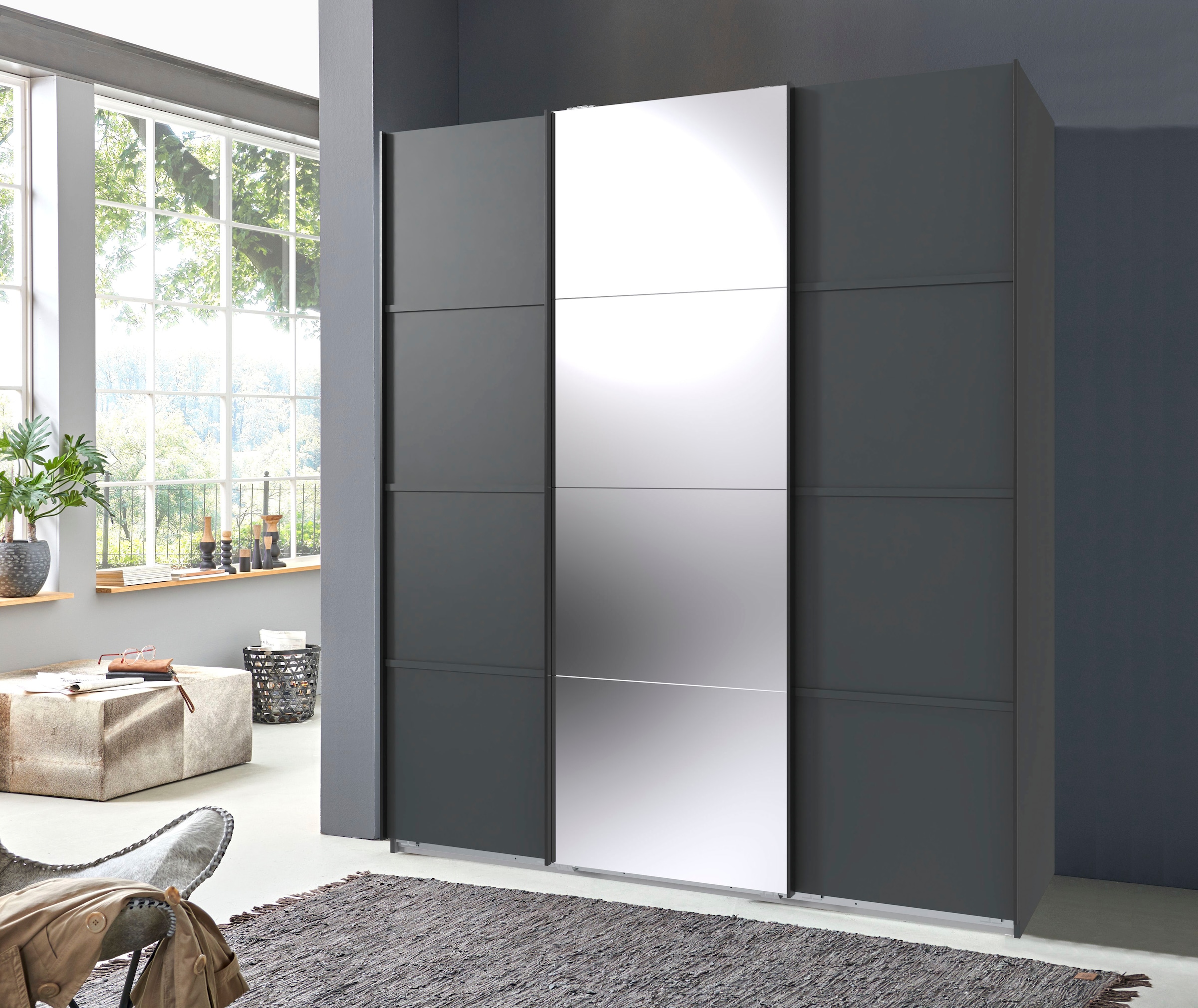 Wimex Schwebetürenschrank »Jork Kleiderschrank mit Spiegel, schwarze Metallgriffe«, Schrank in verschiedenen Größen und Innenausstattungsvarianten