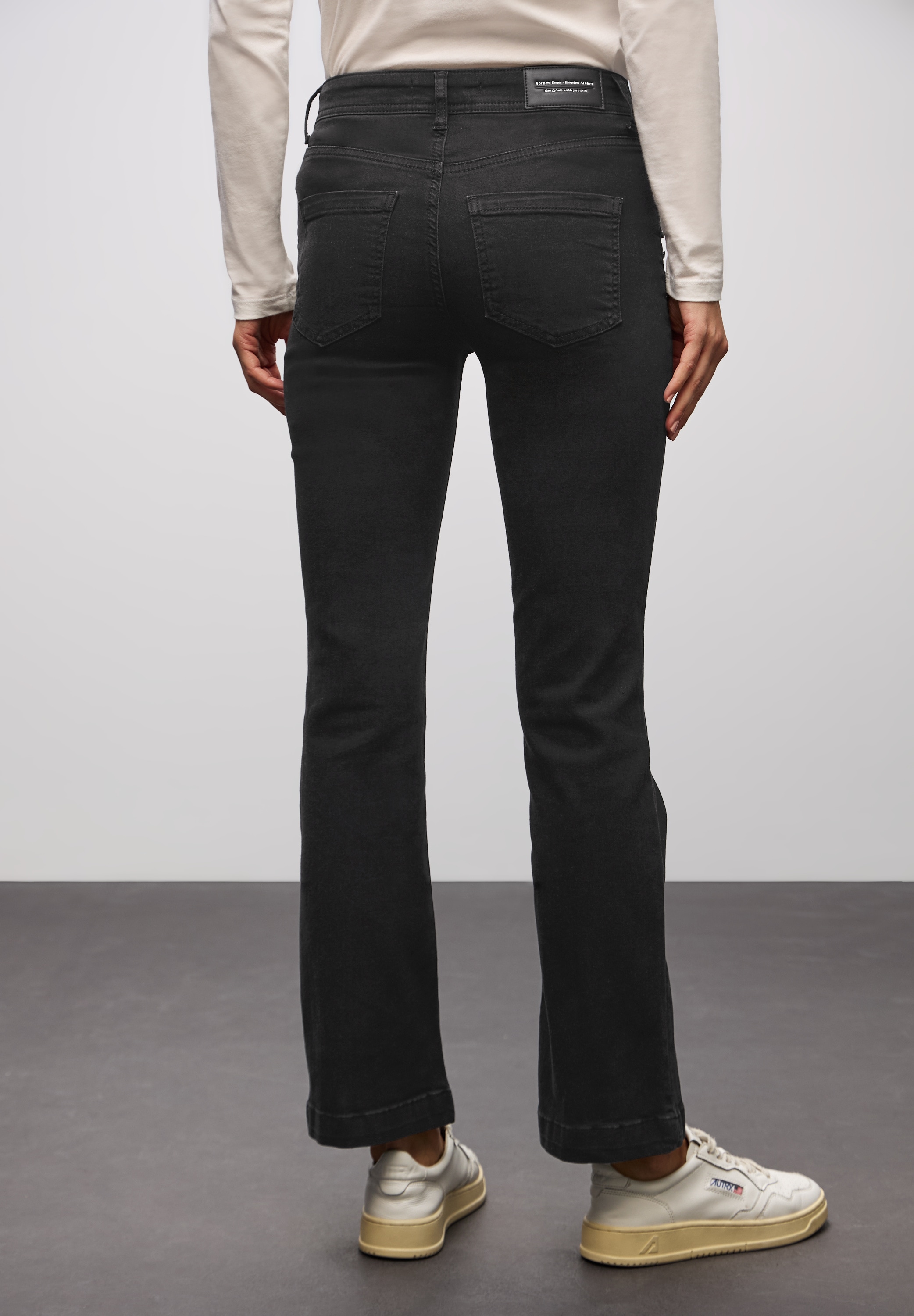 STREET ONE Slim-fit-Jeans mit Nieten