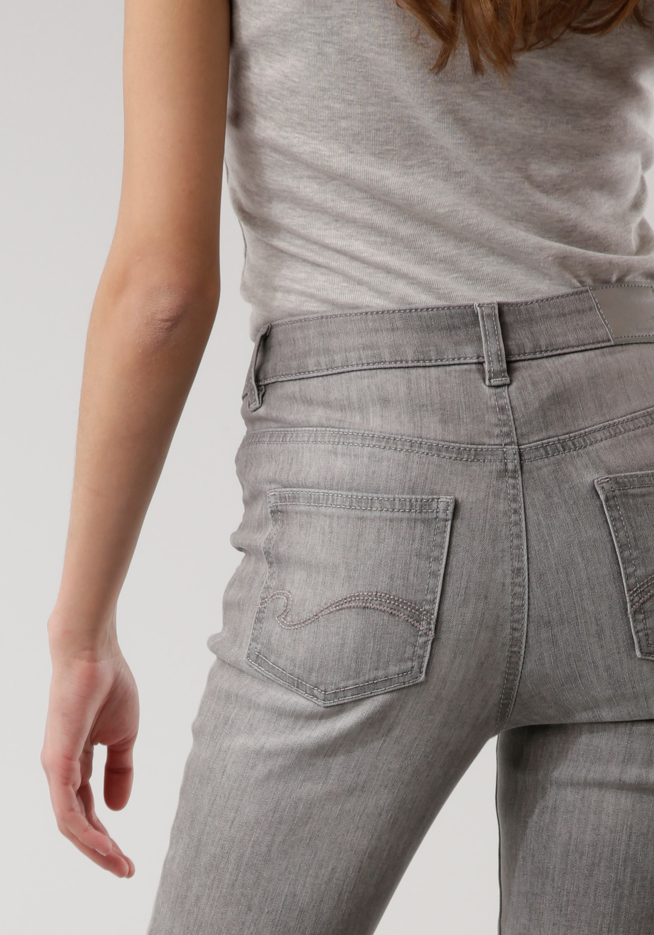 KangaROOS 5-Pocket-Jeans »SUPER SKINNY HIGH RISE«, knöchellang, mit Used-Optik, hohe Leibhöhe