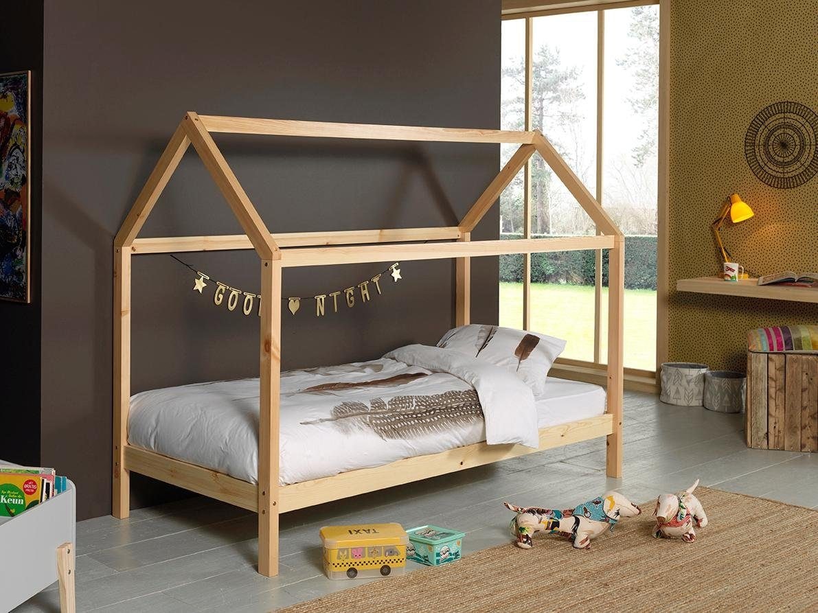 Vipack Hausbett »Dallas, Hausbett Kiefer Massiv, Stabil Gebaut, Mit Rolllattenrost« B/H/T Ca. 208x158, 5x98cm, Das Dach Lässt Sich Noch Hübsch