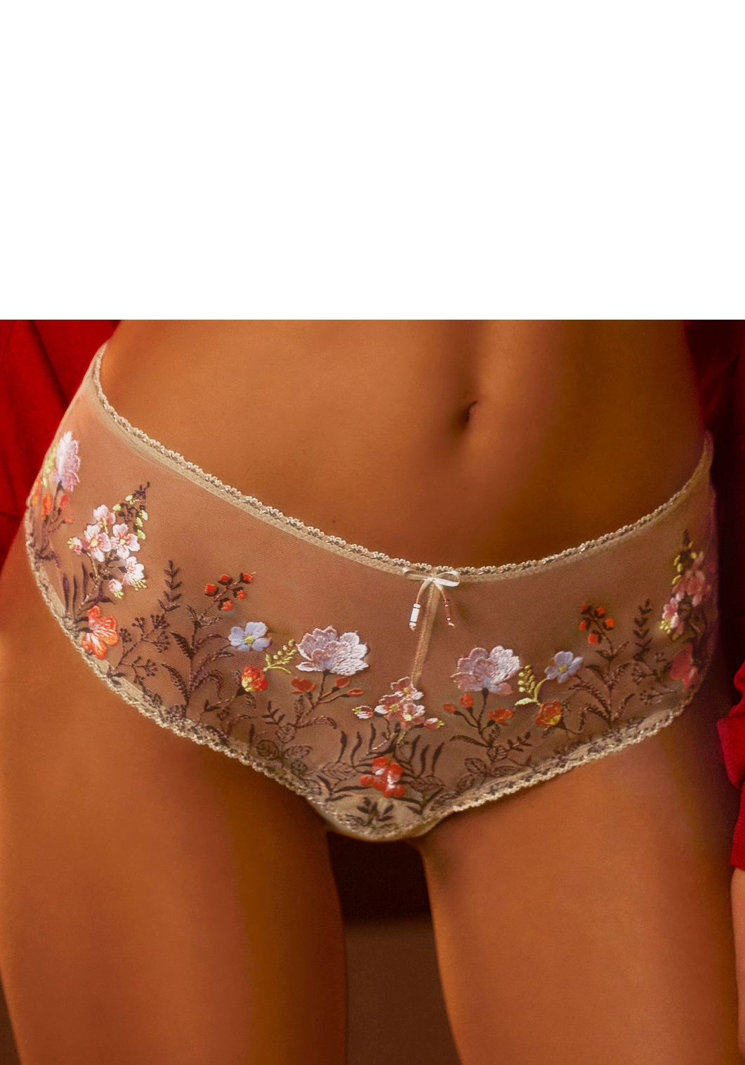 LASCANA Stringpanty »Maria«, mit bunten Blumen aus Stickereispitze