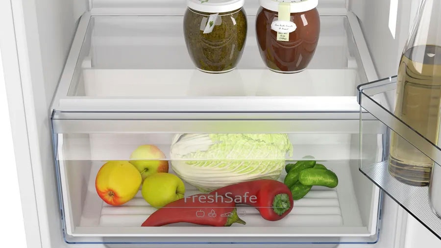 NEFF Einbaukühlschrank »KI2221SE0«, KI2221SE0, 87,4 cm hoch, 54,1 cm breit, Fresh Safe: Schublade für flexible Lagerung von Obst & Gemüse