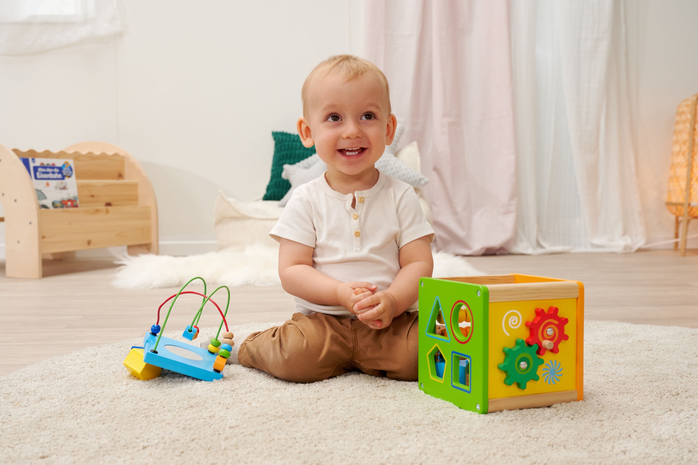 Eichhorn Motorikwürfel »Kleiner Spiel- und Lernwürfel« mit abnehmbarer Motorikschleife