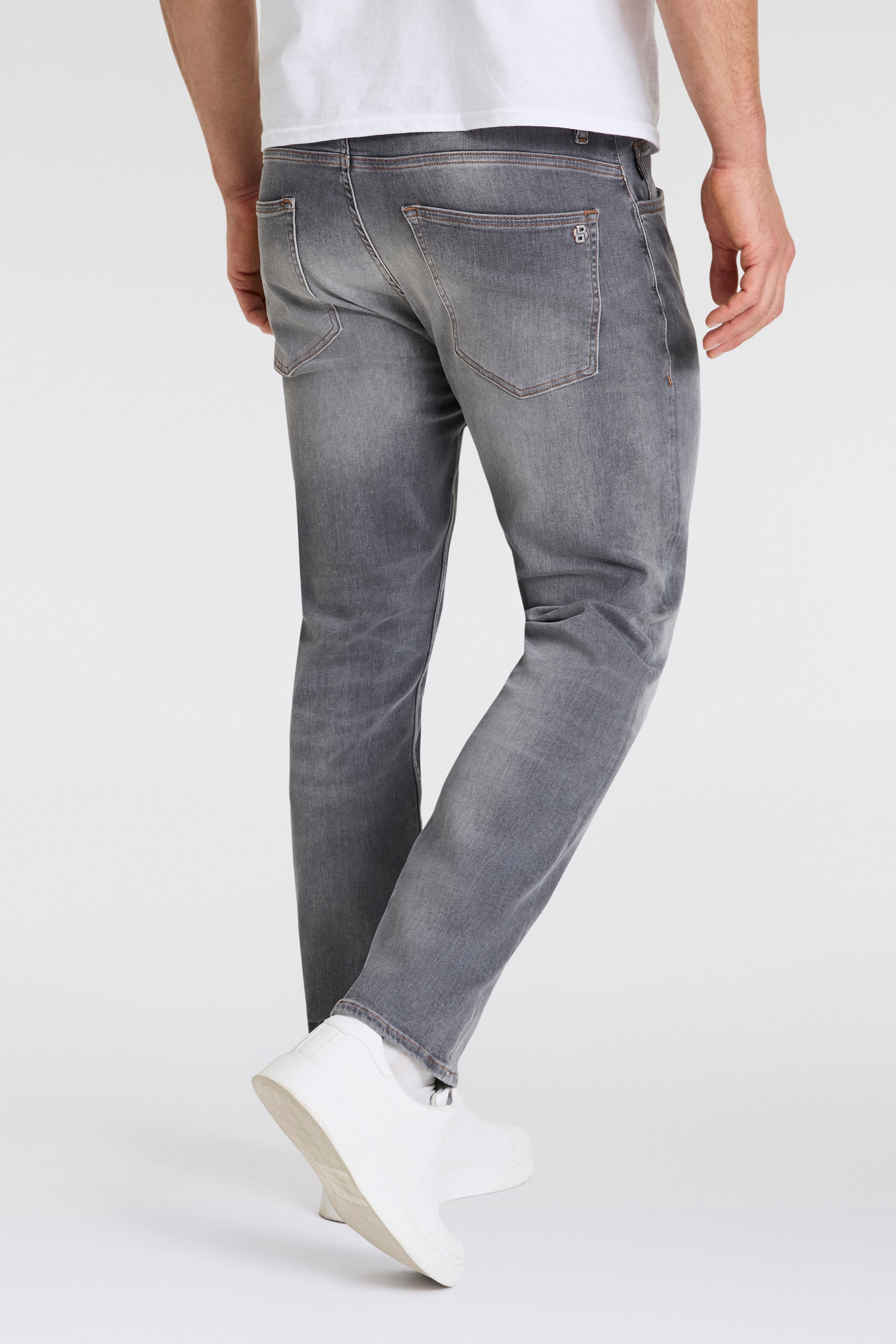 BOSS ORANGE Slim-fit-Jeans »DELAWARE BO«, mit BOSS Leder-Badge