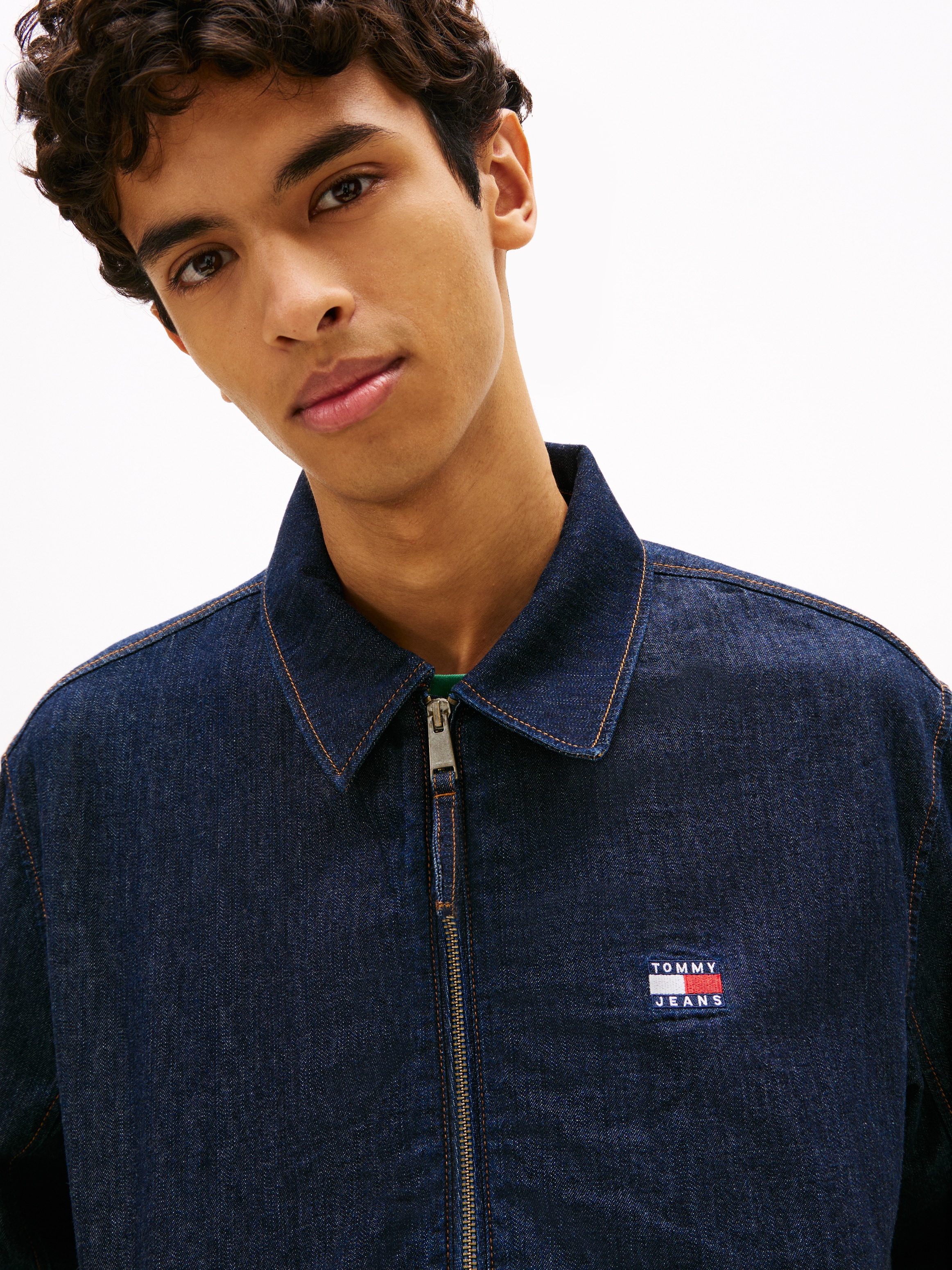 Tommy Jeans Jeansjacke »CHAMBRAY HARRINGTON« ohne Kapuze Regular fit mit Klappentaschen