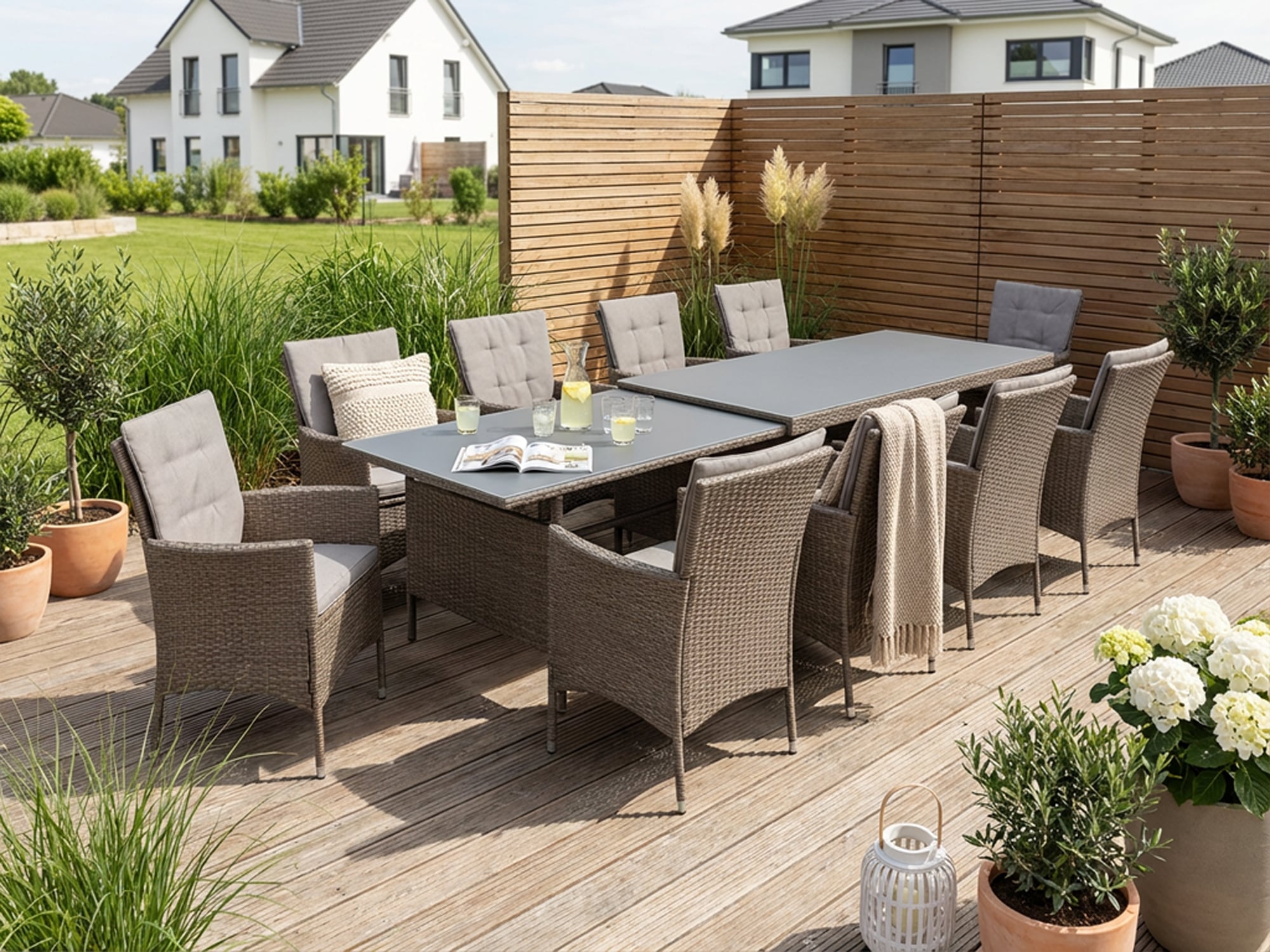 KONIFERA Garten-Essgruppe »Mailand« Set, 10x Sessel, 1x AZ-Tisch 179-302 cm, inkl. Auflagen, 31 Stk. tlg. Polyrattan, Stahl, Braun