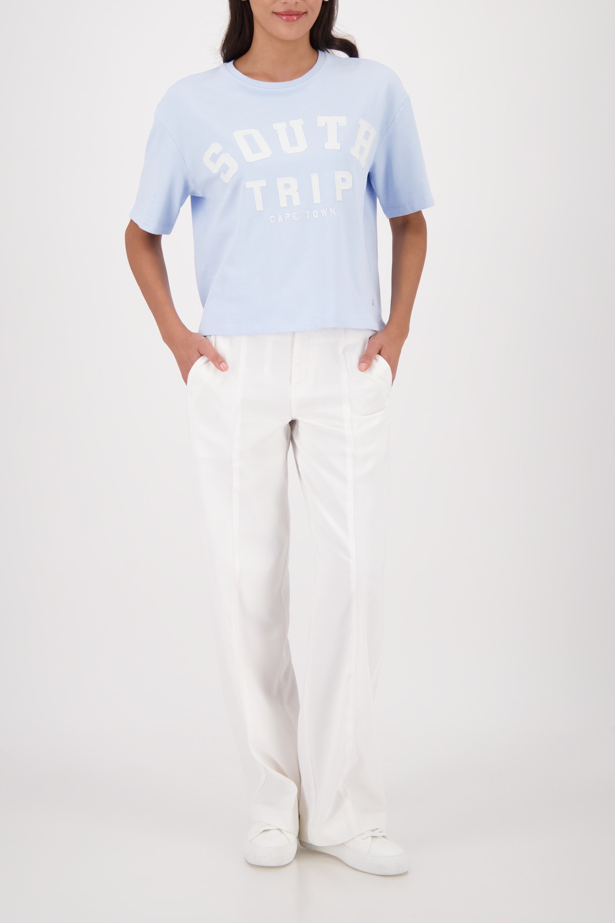 Monari Sweatshirt »Sweatshirt Schrift«, Regular fit mit aufgenähtem Schriftzug
