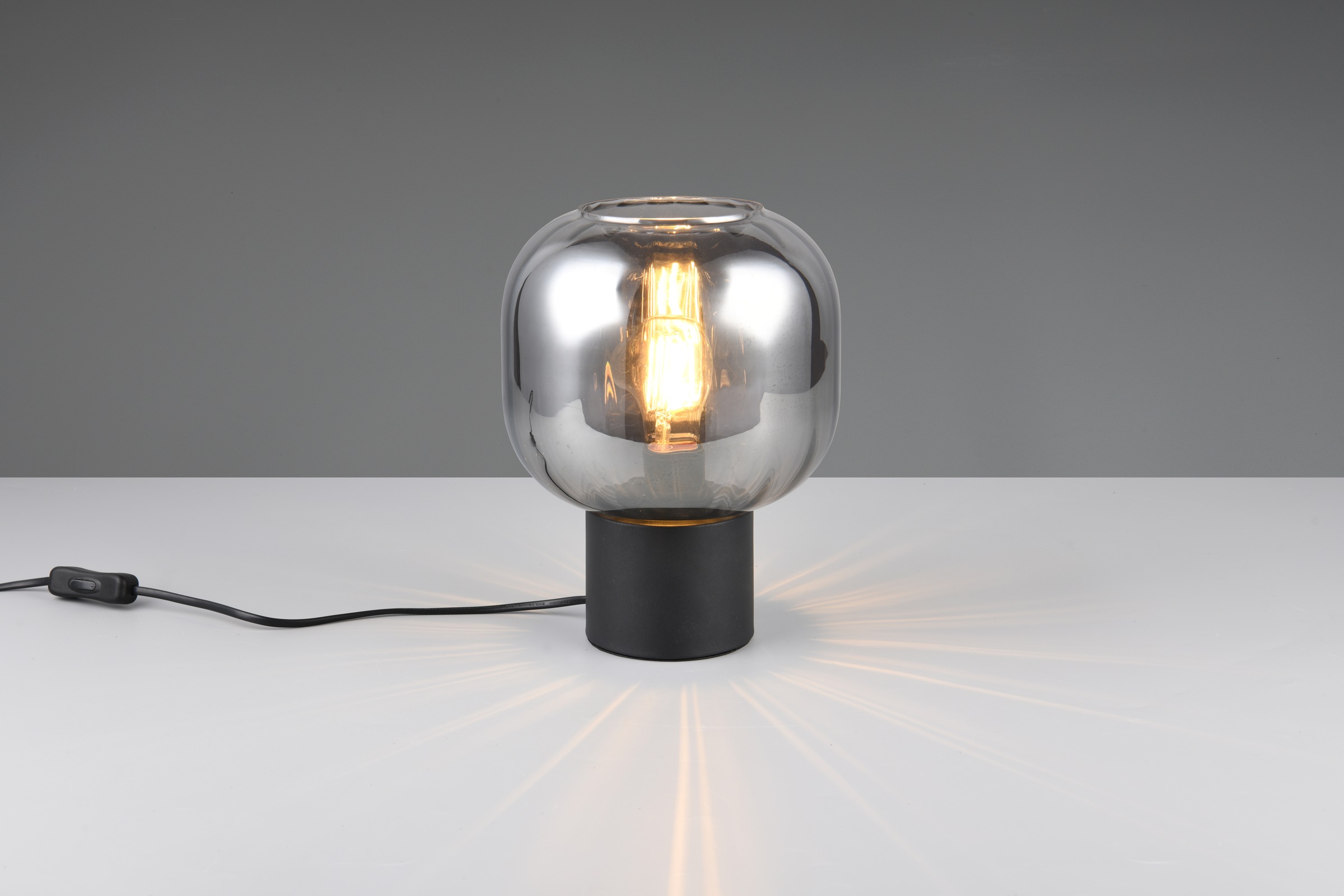 TRIO Leuchten Schreibtischlampe »DIVA, E27 Tischleuchte mit Glasschirm Ø 20cm, exkl 1xE27 max 40W«, 1 flammig, Leuchtmittel E27 | Leuchtmittel wechselbar, Schnurschalter 150cm Kabel Höhe 26cm Nachttischlampe Kommode Sideboard