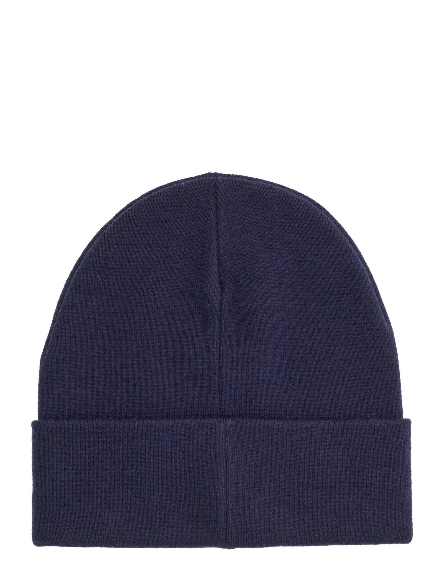 Guess Beanie mit Label-Aufnäher