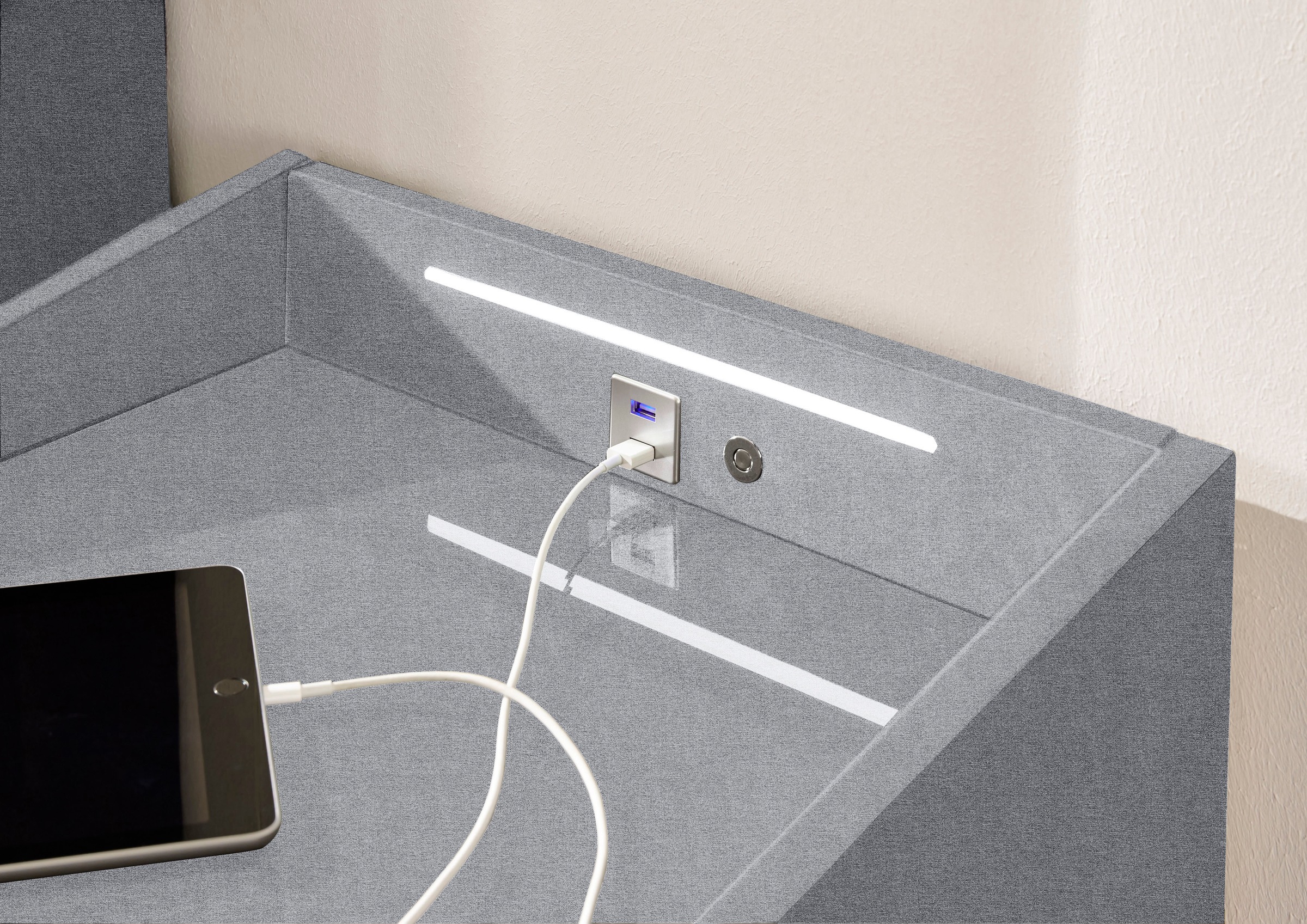 ED EXCITING DESIGN Nachtkonsole »Moon«, mit LED-Beleuchtung und USB-Anschluss & USB-C-Anschluss
