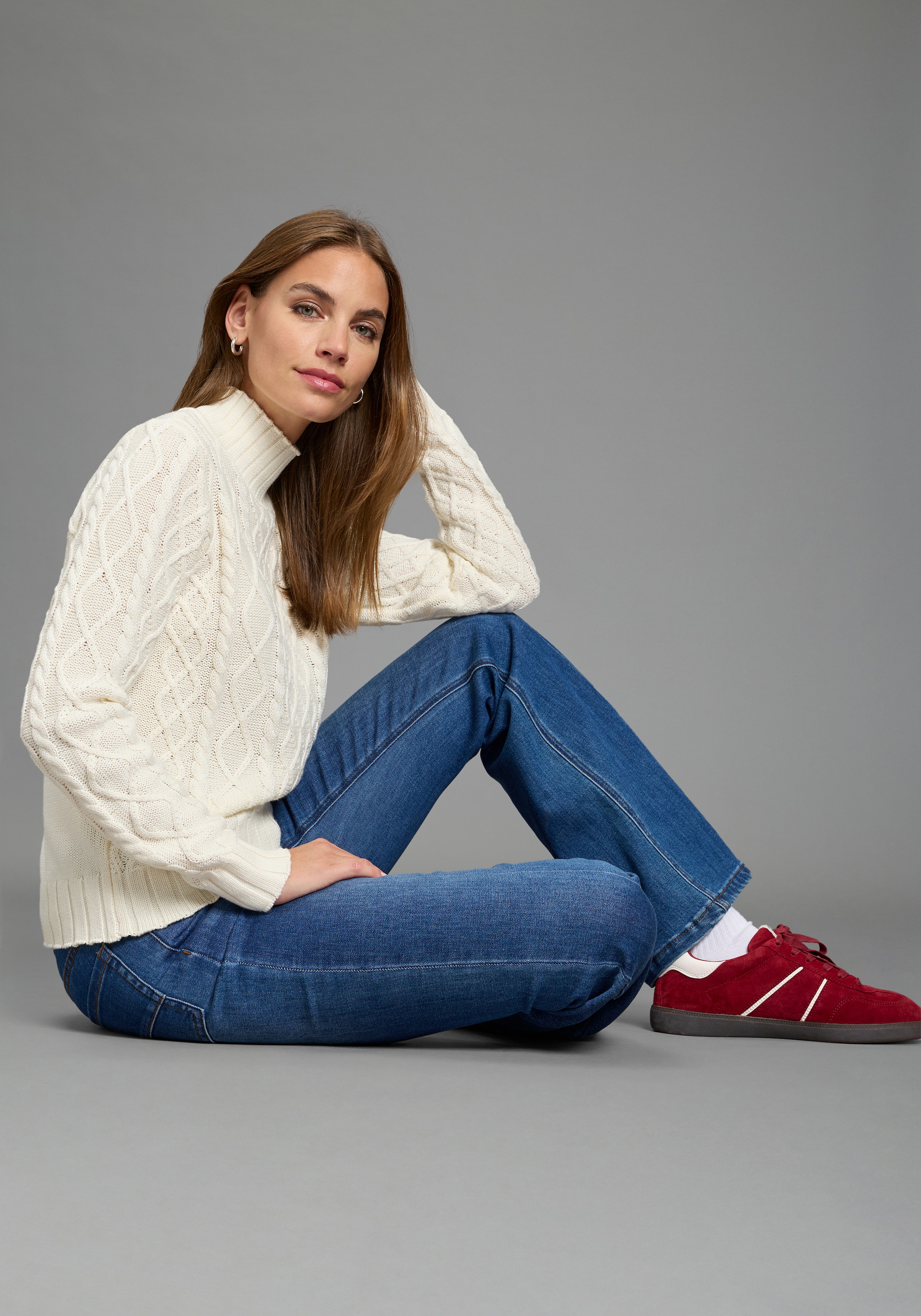 AJC Strickpullover mit modischem Zopfmuster und Stehkragen