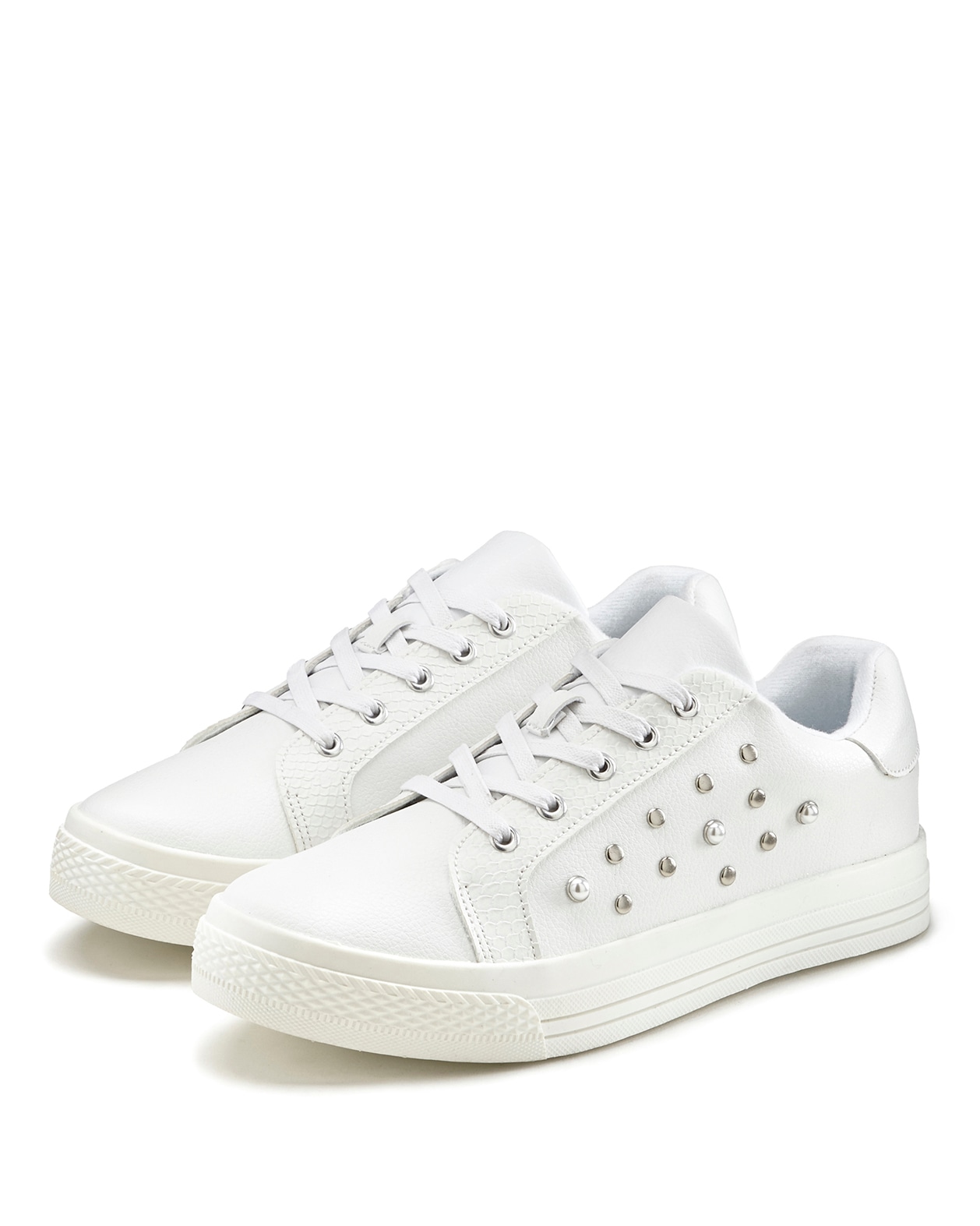 LASCANA Sneaker, mit Perlen, Schnürhalbschuh, Freizeitschuh