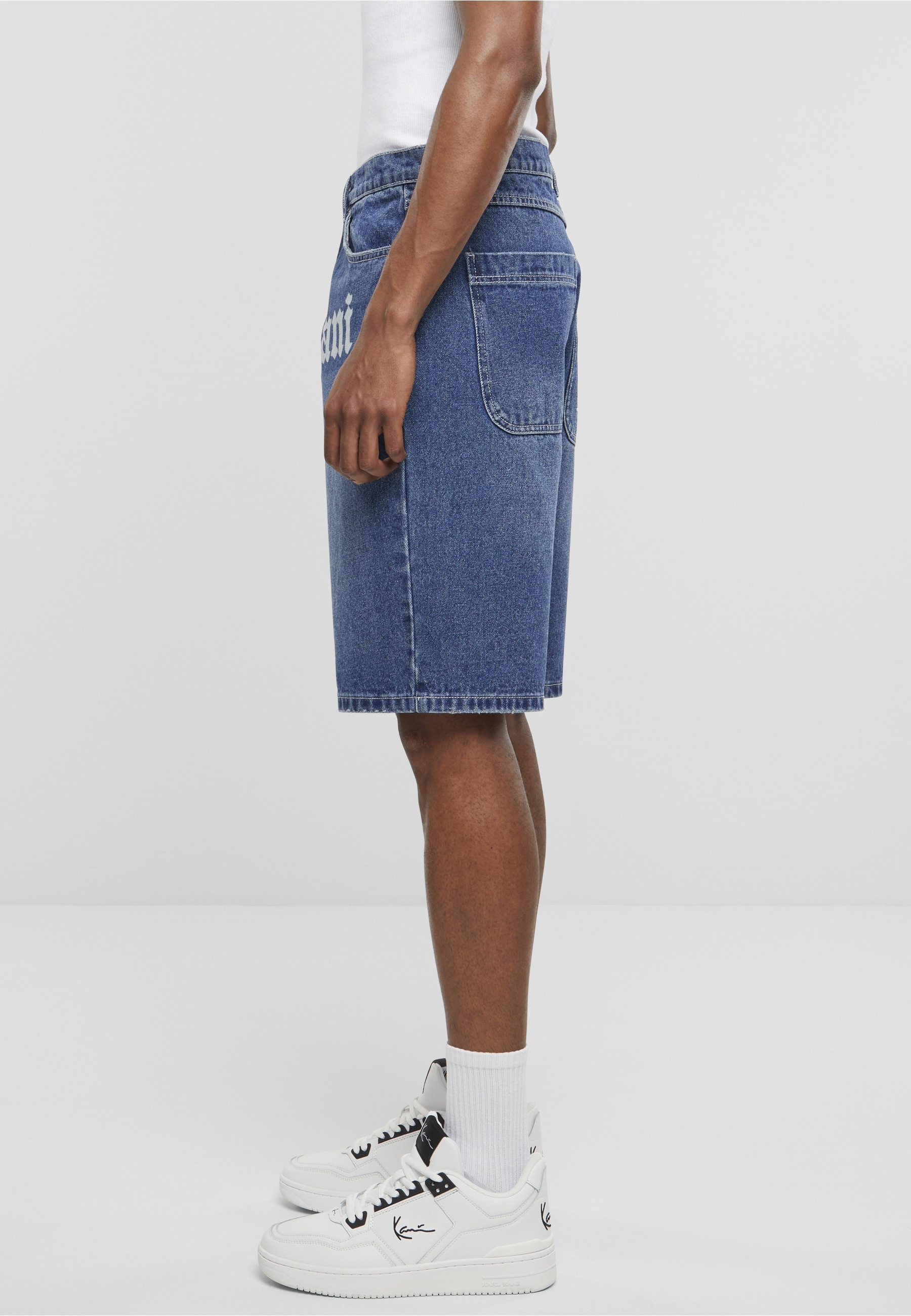 Karl Kani Jeansshorts »Karl Kani Herren Karl Kani OG Old English Denim Shorts« 1 Stk.