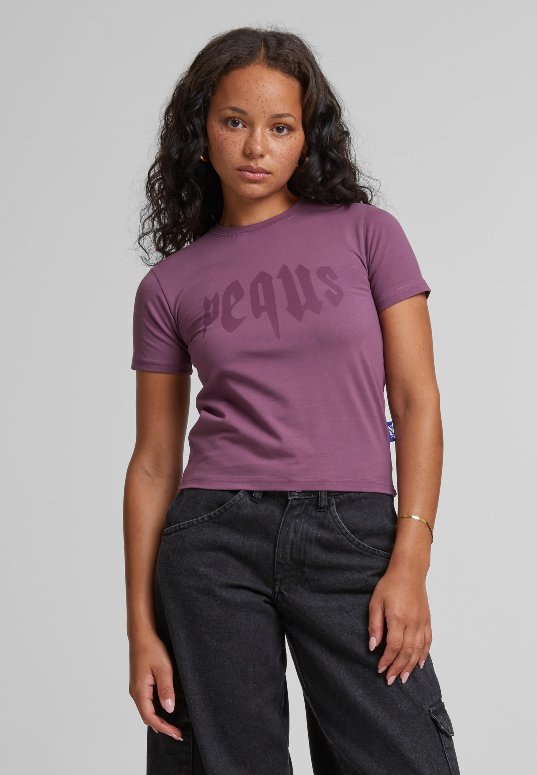 PEQUS T-Shirt »PEQUS PEQUS Fitted Mythic Logo T-shirt« 1 Stk.