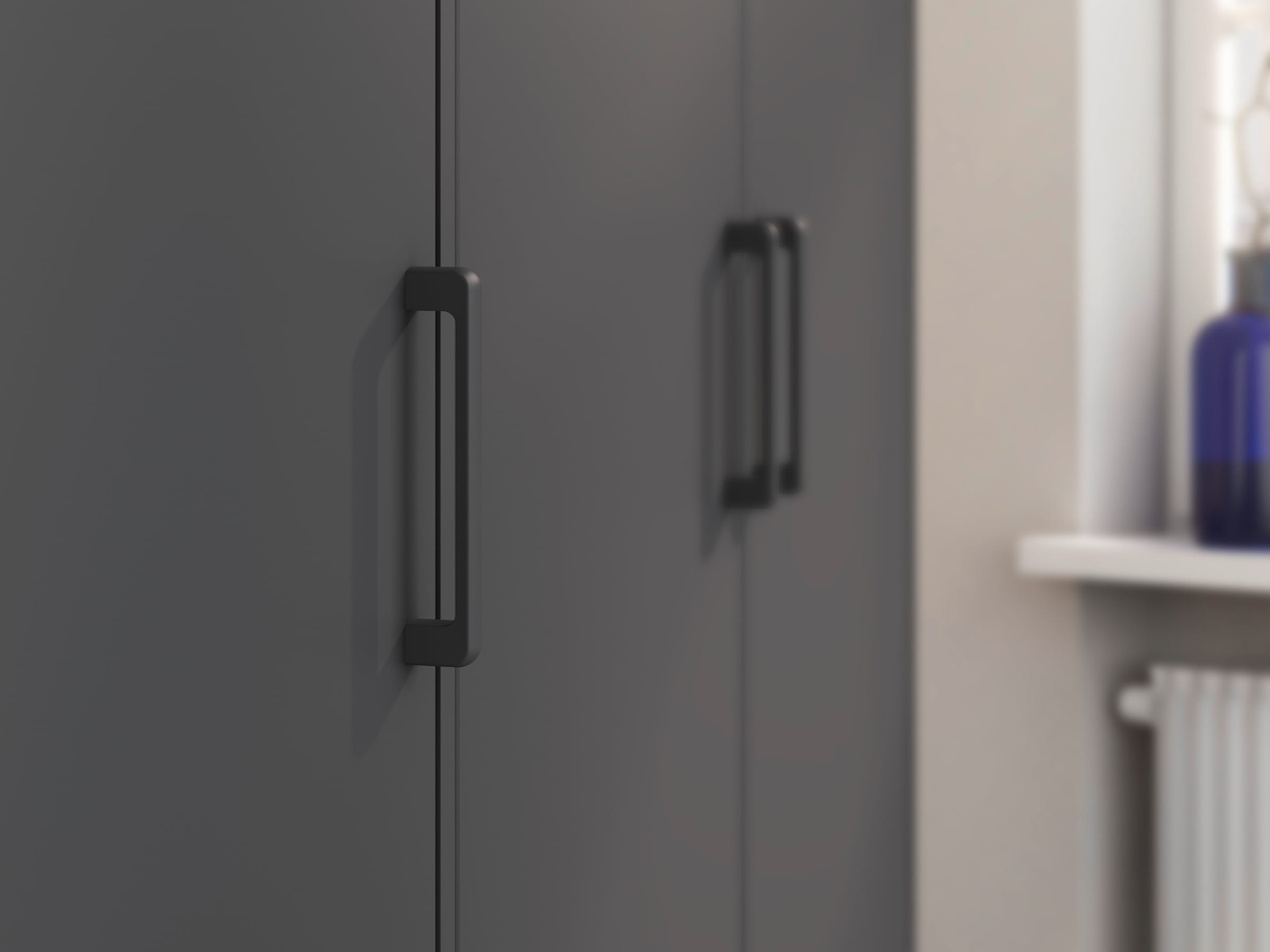 rauch Drehtürenschrank »Kleiderschrank Schrank Garderobe Wäscheschrank VOYAGER«, (in 3 verschiedenen Ausstattungen BASIC/CLASSIC/PREMIUM), moderne Griffe in Graumetallic mit Außenschubkästen MADE IN GERMANY