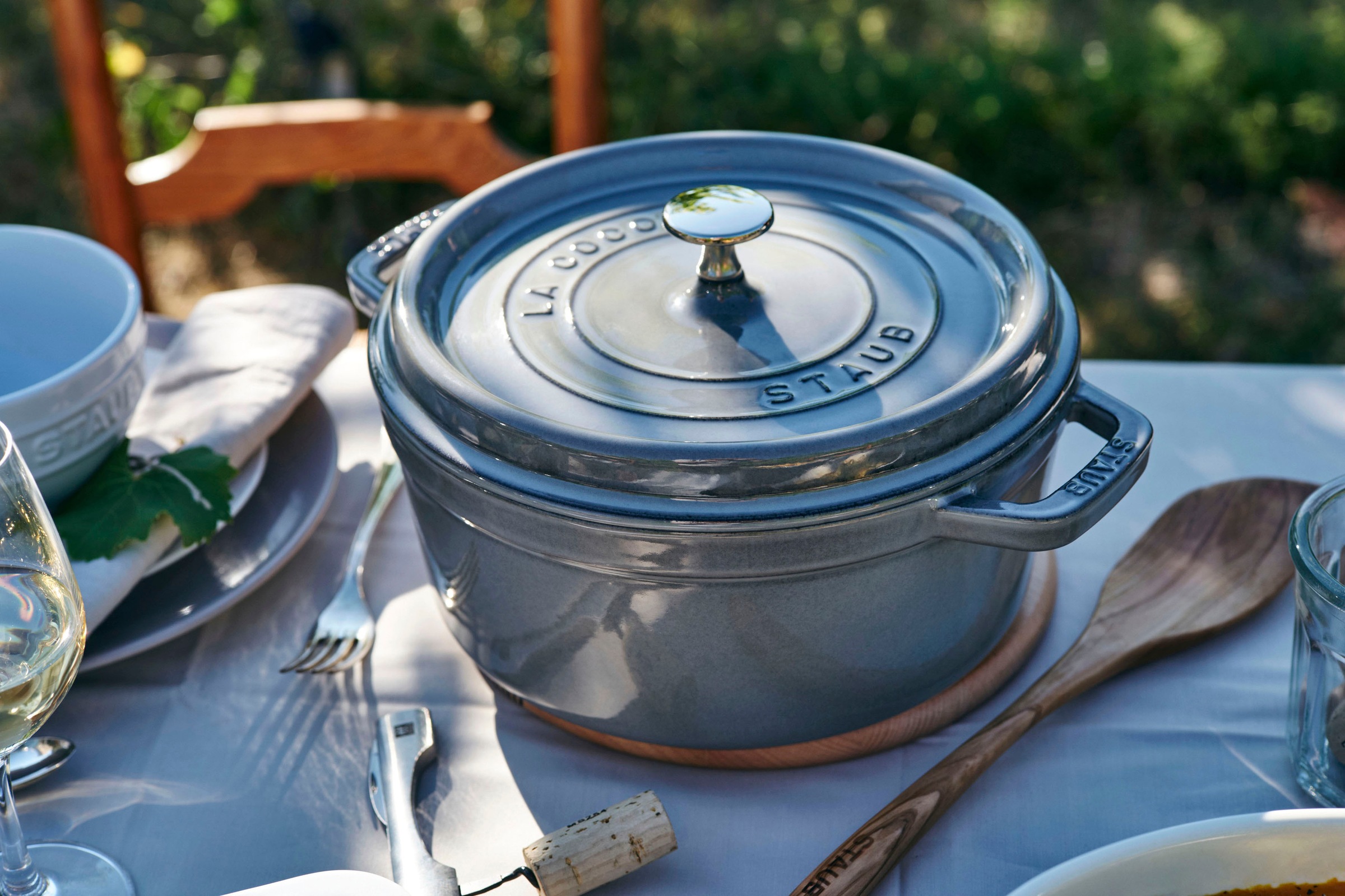 STAUB Bräter »Cocotte«, Gusseisen, (1 tlg.), robust, langlebig, perfekte Hitzeverteilung, Aromaregen-Deckel