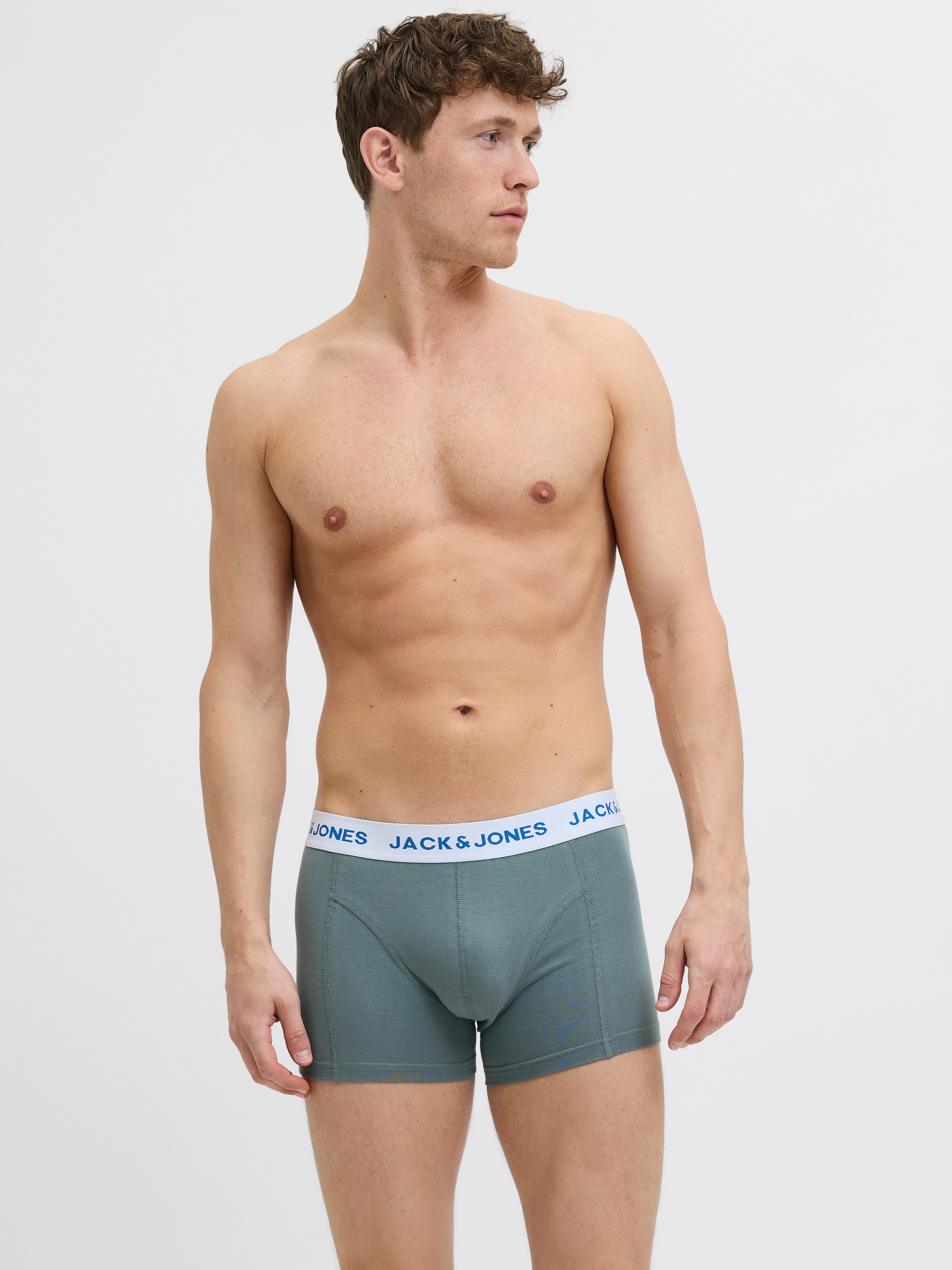 Jack & Jones Trunk »JACCARL SOLID TRUNKS 7 PACK«, (Packung, 7 St.), mit Marken Schriftzug