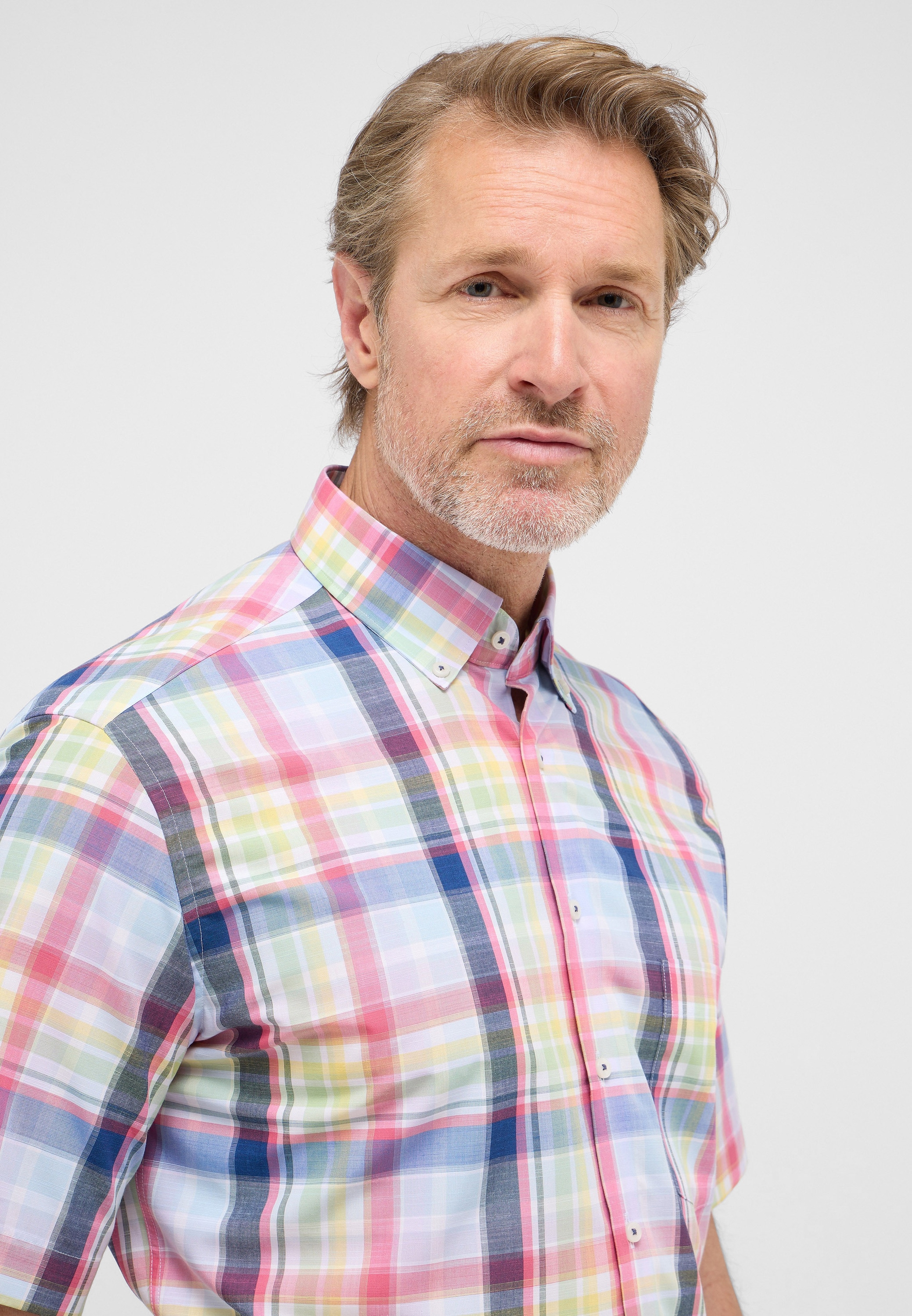 Eterna Kurzarmhemd »MODERN FIT« EASY IRON (bügelleicht)