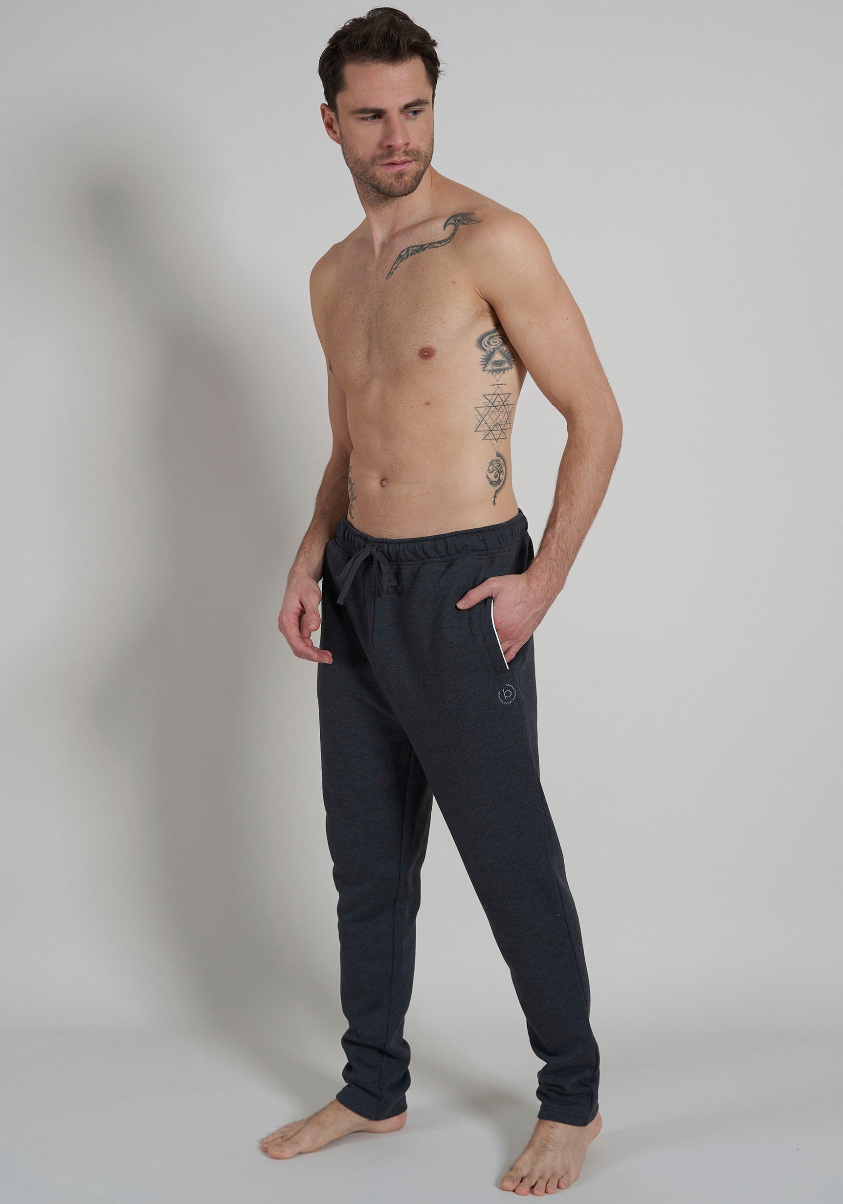 bugatti Pyjamahose, (1 tlg.), locker, lässig, mit Seitentaschen, bequem, weich, wärmend, Baumwollmix