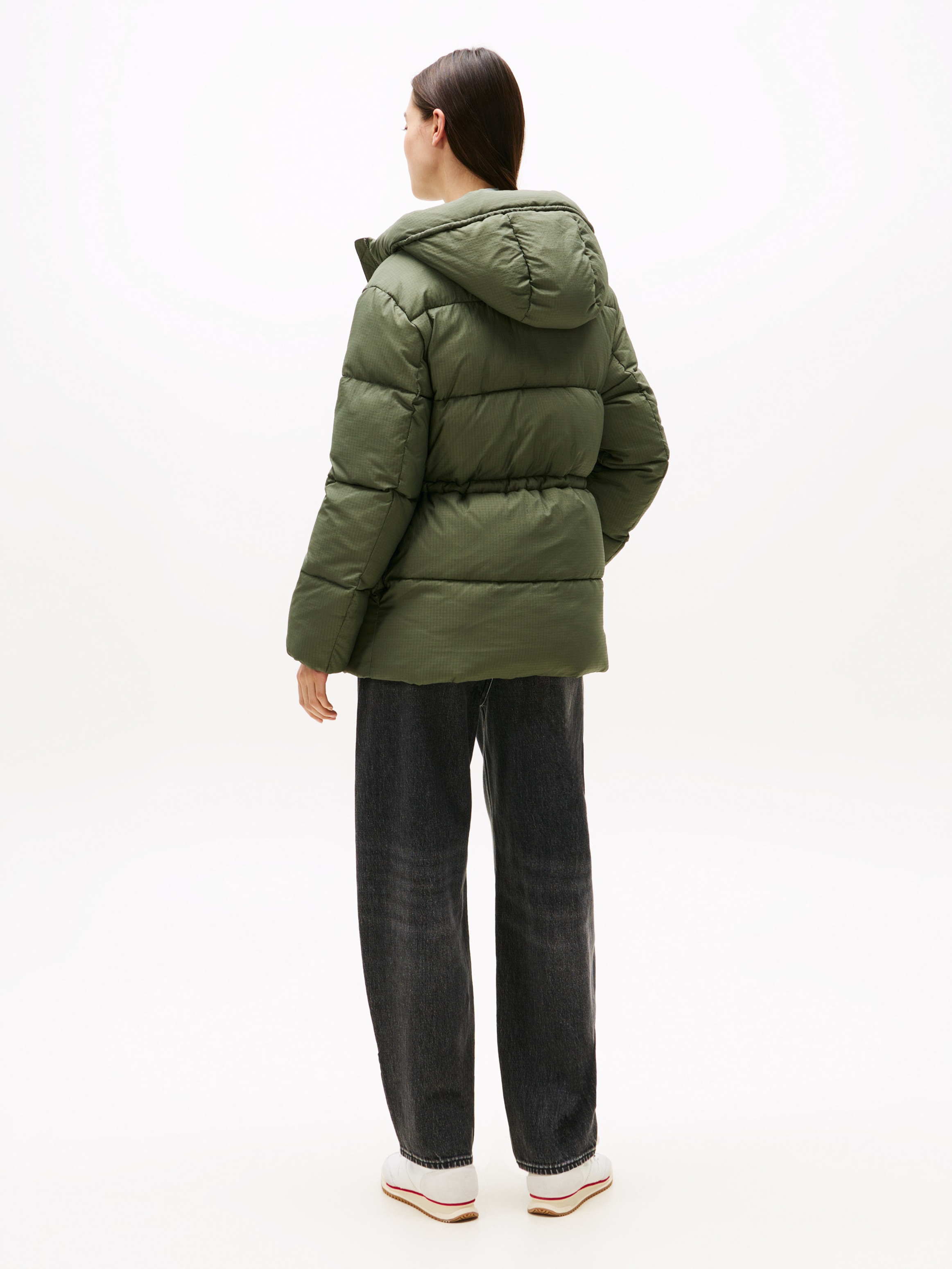 Tommy Jeans Steppjacke »TJW HOODED MIDI PUFFER JACKET« mit Kapuze