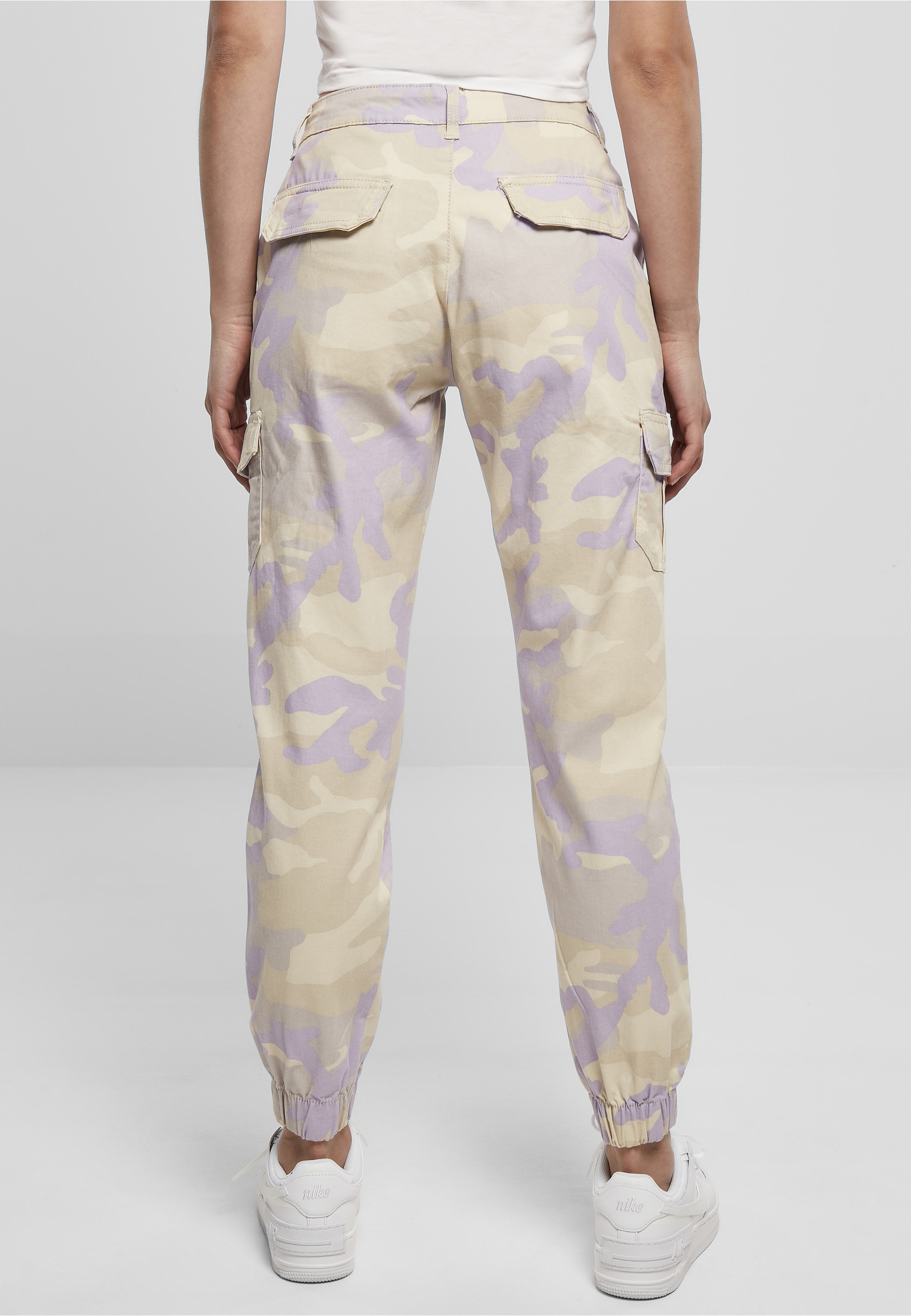 URBAN CLASSICS Cargohose »Urban Classics Damen Ladies High Waist Camo Cargo Pants«