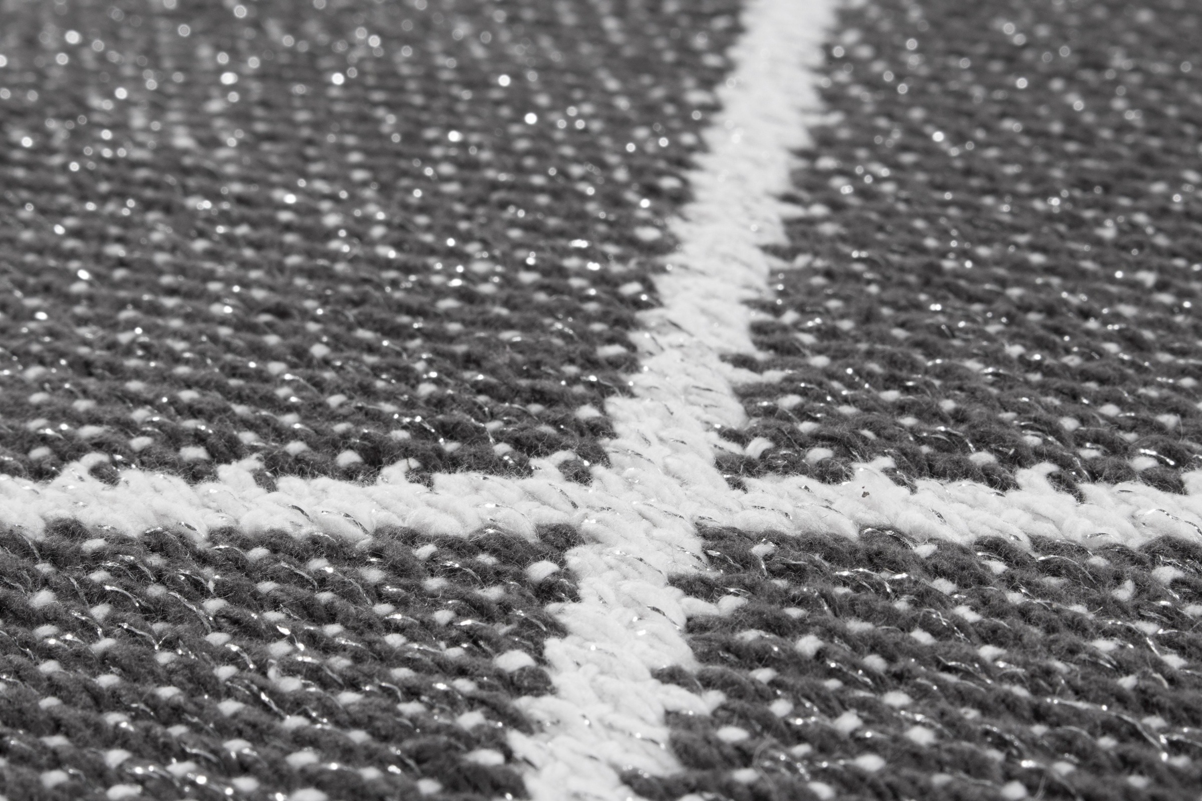 LUXOR living Teppich »Glitter«, rechteckig, 5 mm Höhe, handgewebt, Rauten Design, mit metallisierenden Fasern, mit Fransen